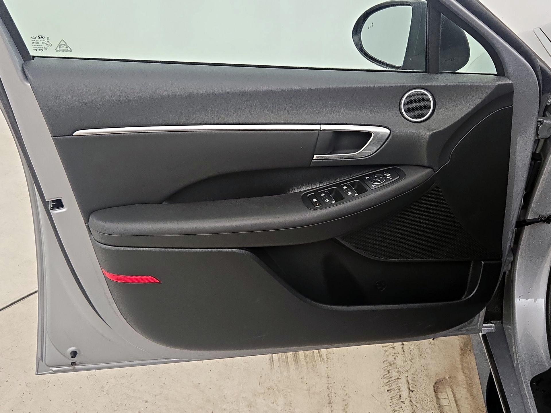 Thumbnail: 2023 Hyundai Sonata - 12