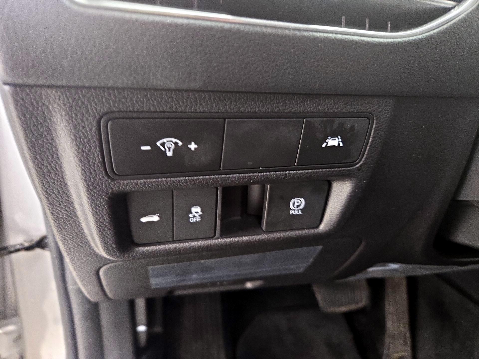 Thumbnail: 2023 Hyundai Sonata - 13