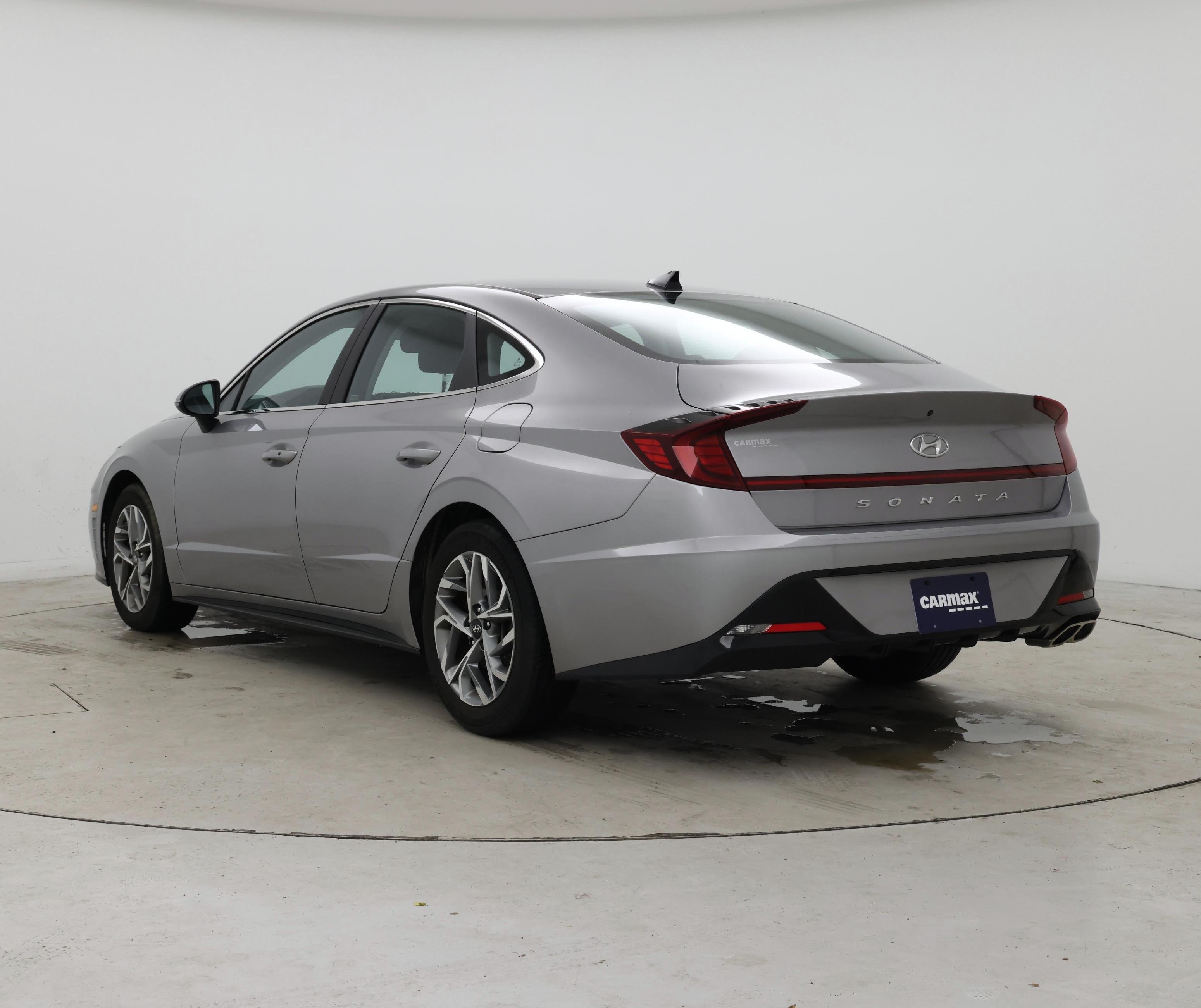 Thumbnail: 2023 Hyundai Sonata - 2