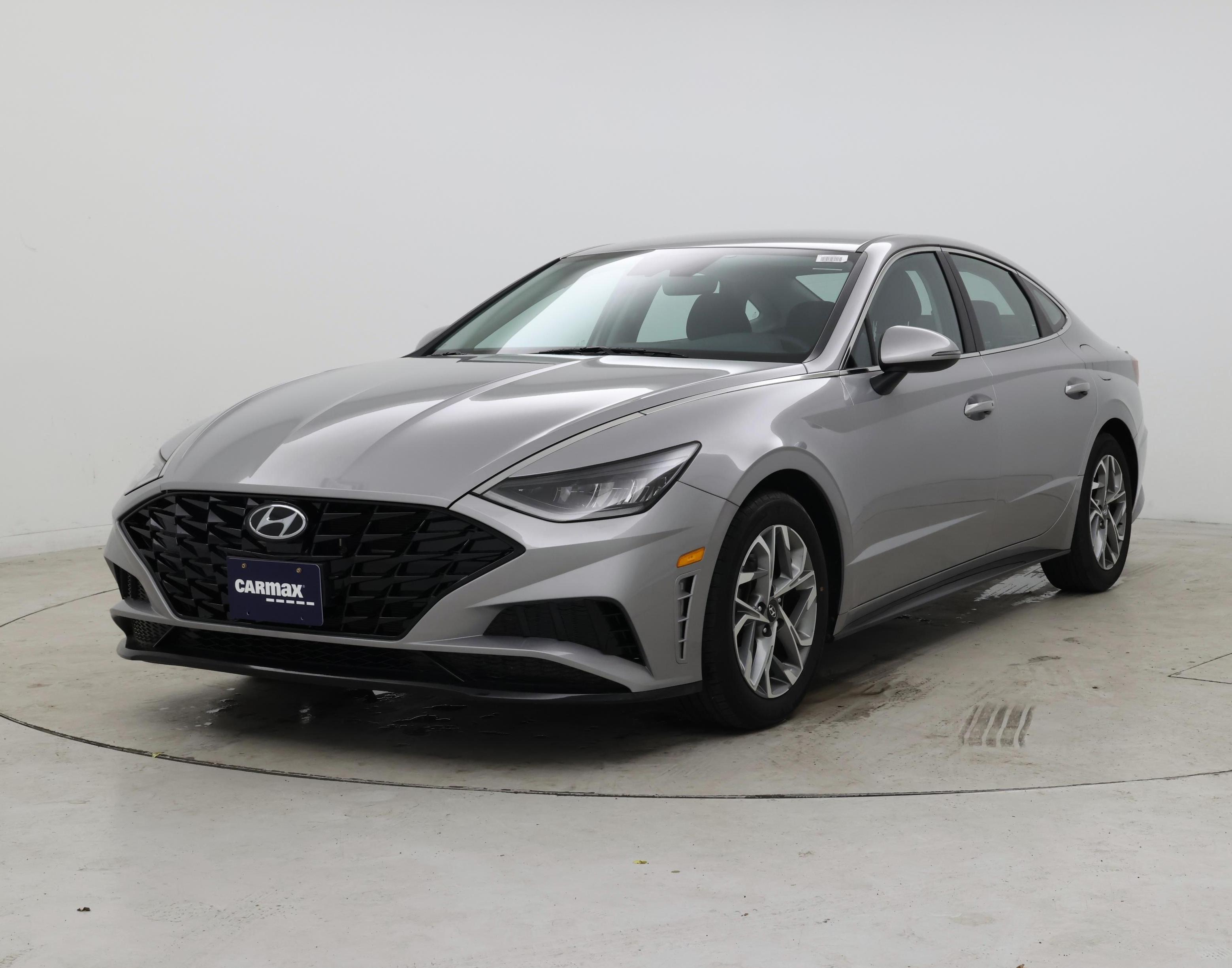 Thumbnail: 2023 Hyundai Sonata - 4