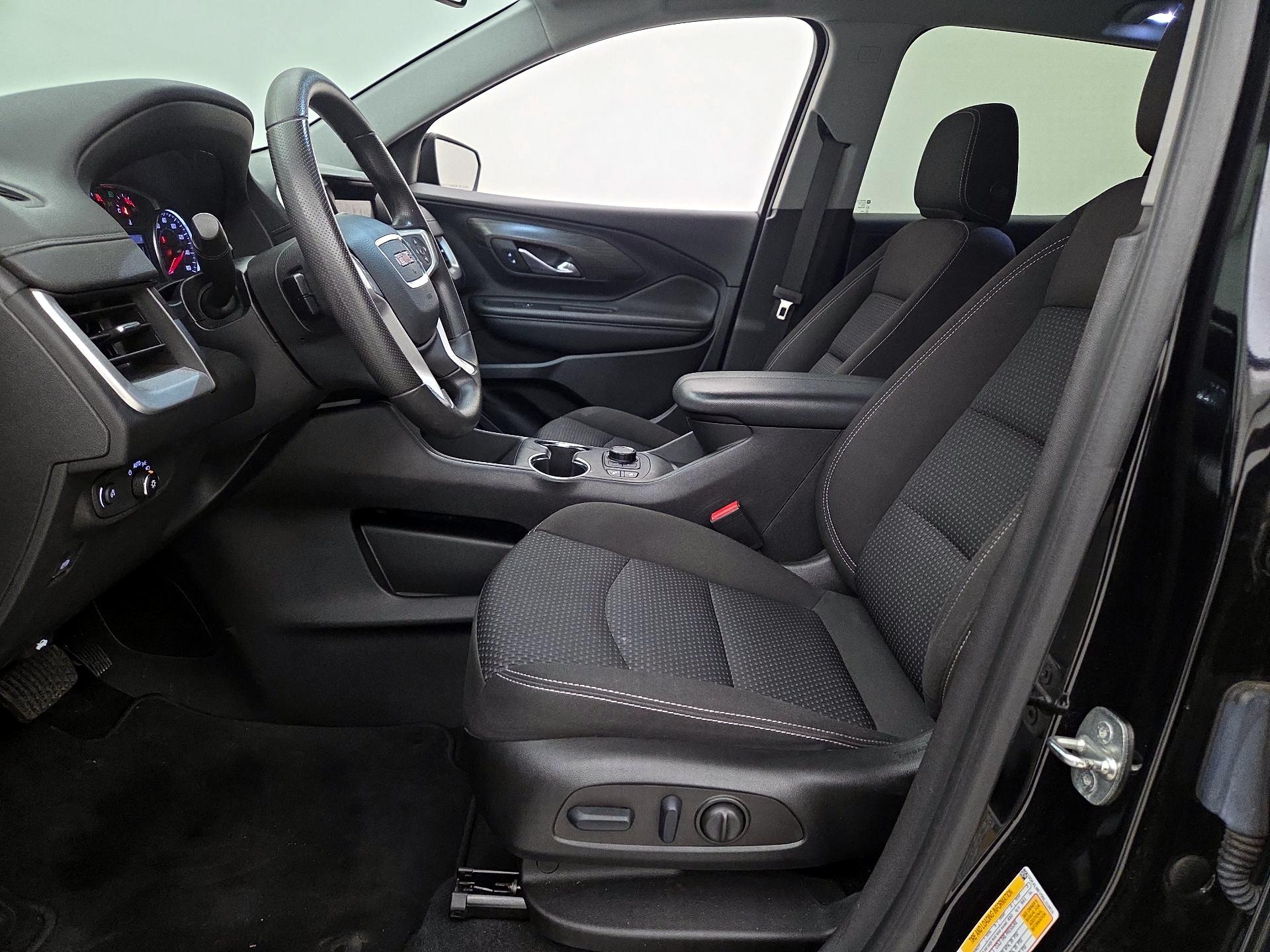 Thumbnail: 2022 GMC Terrain - 11