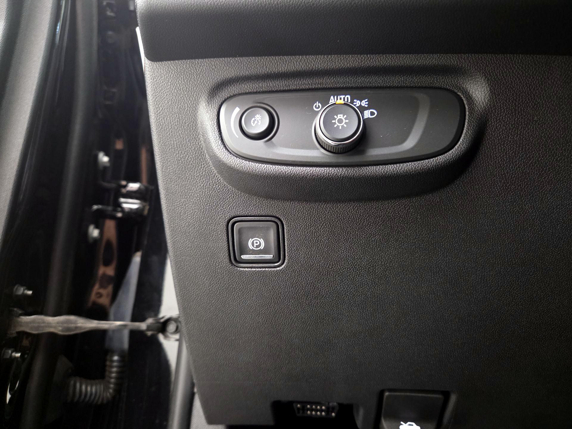 Thumbnail: 2022 GMC Terrain - 13