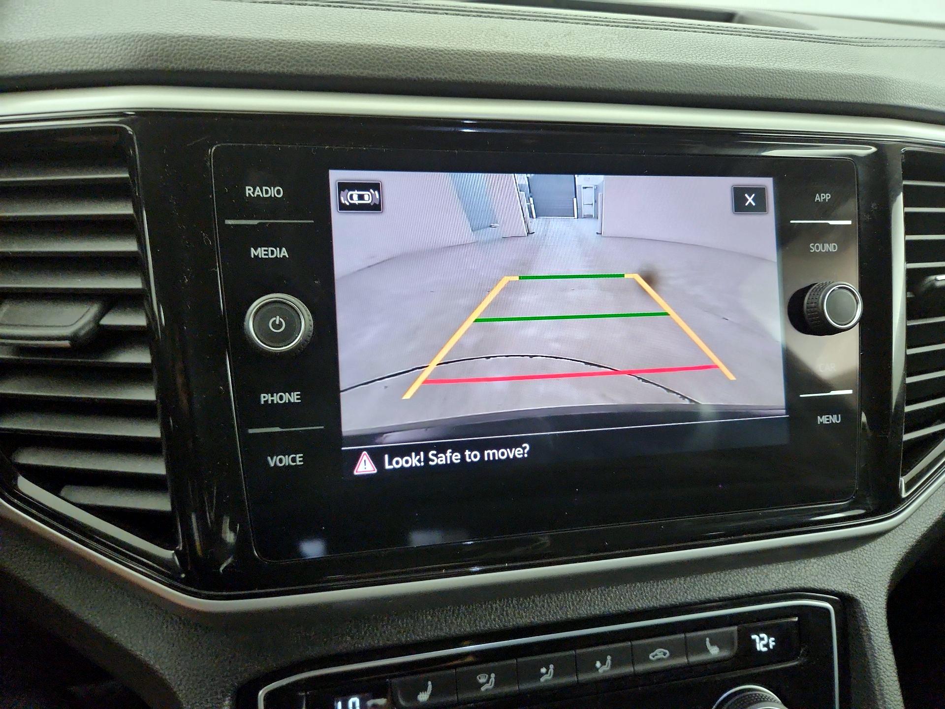 Thumbnail: 2023 Volkswagen Atlas - 14