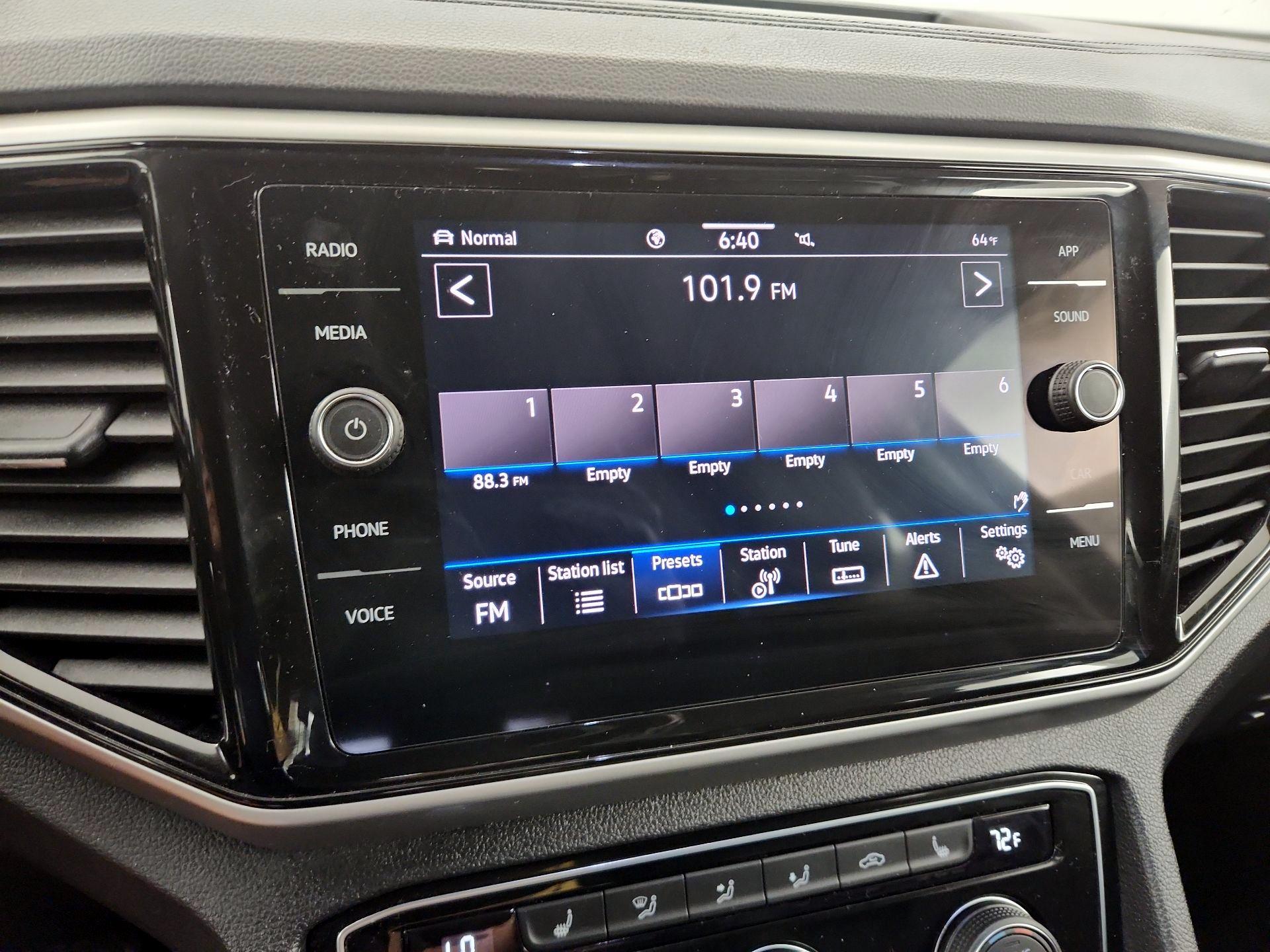 Thumbnail: 2023 Volkswagen Atlas - 15