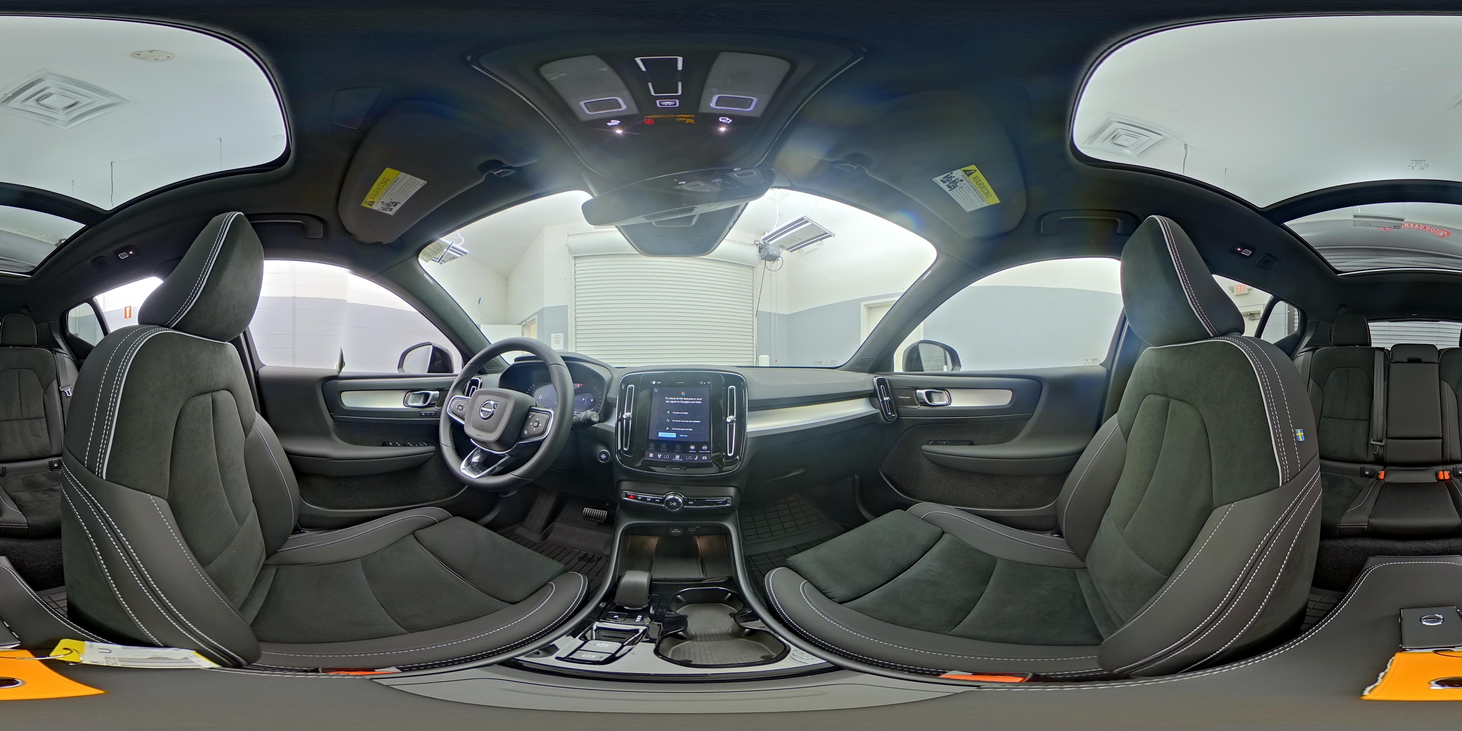 2026 Volvo XC40 Ultra Black Edition - Photo 24