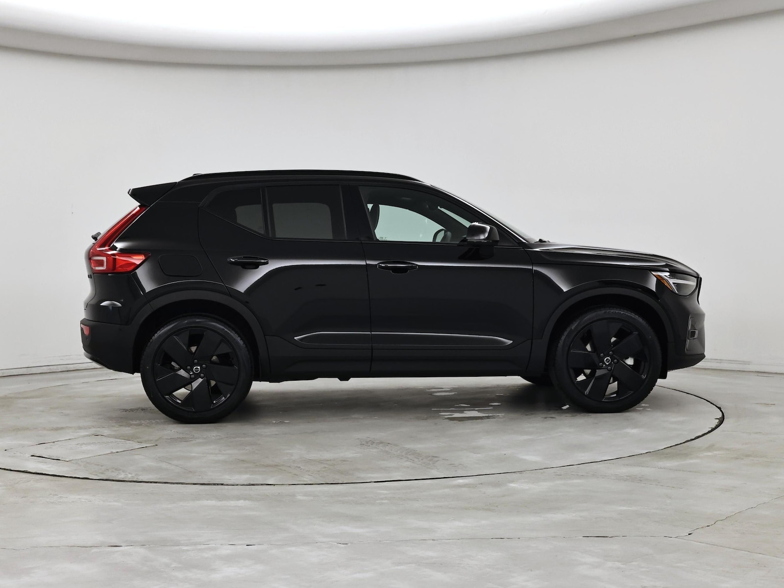 2026 Volvo XC40 Ultra Black Edition - Photo 8