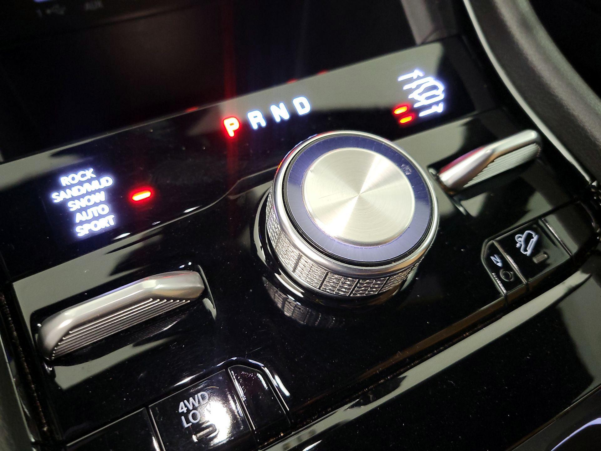 Thumbnail: 2025 Jeep Grand Cherokee L - 18