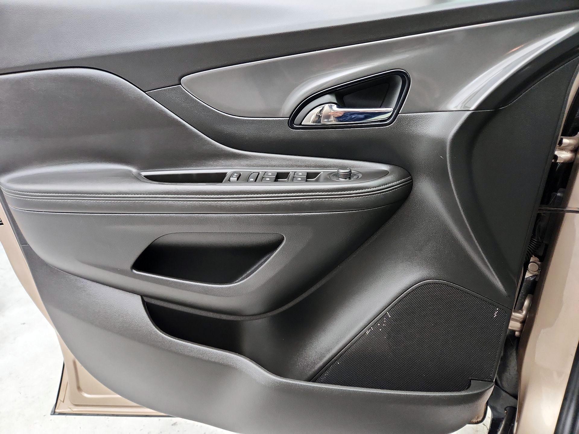 Thumbnail: 2018 Buick Encore - 12