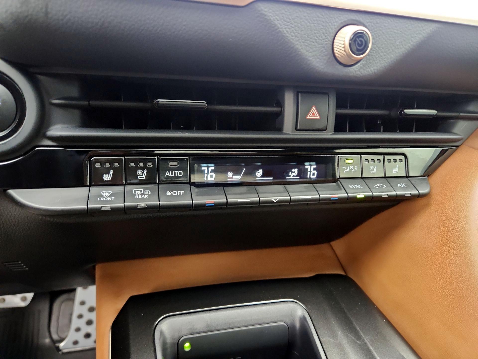 Thumbnail: 2025 Toyota Crown Signia - 16