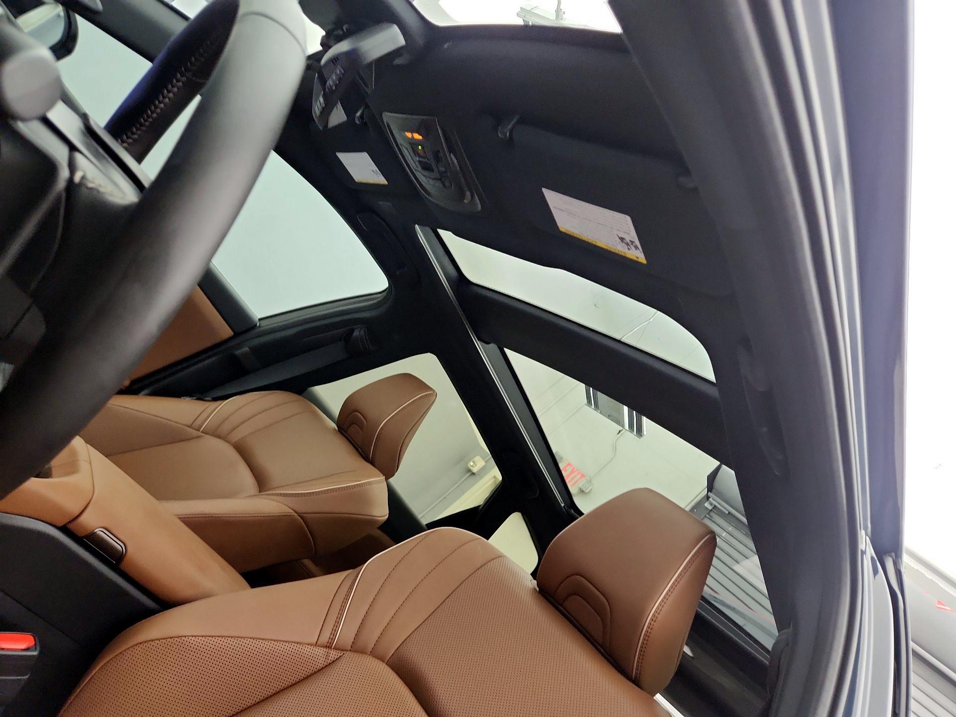 Thumbnail: 2025 Toyota Crown Signia - 19