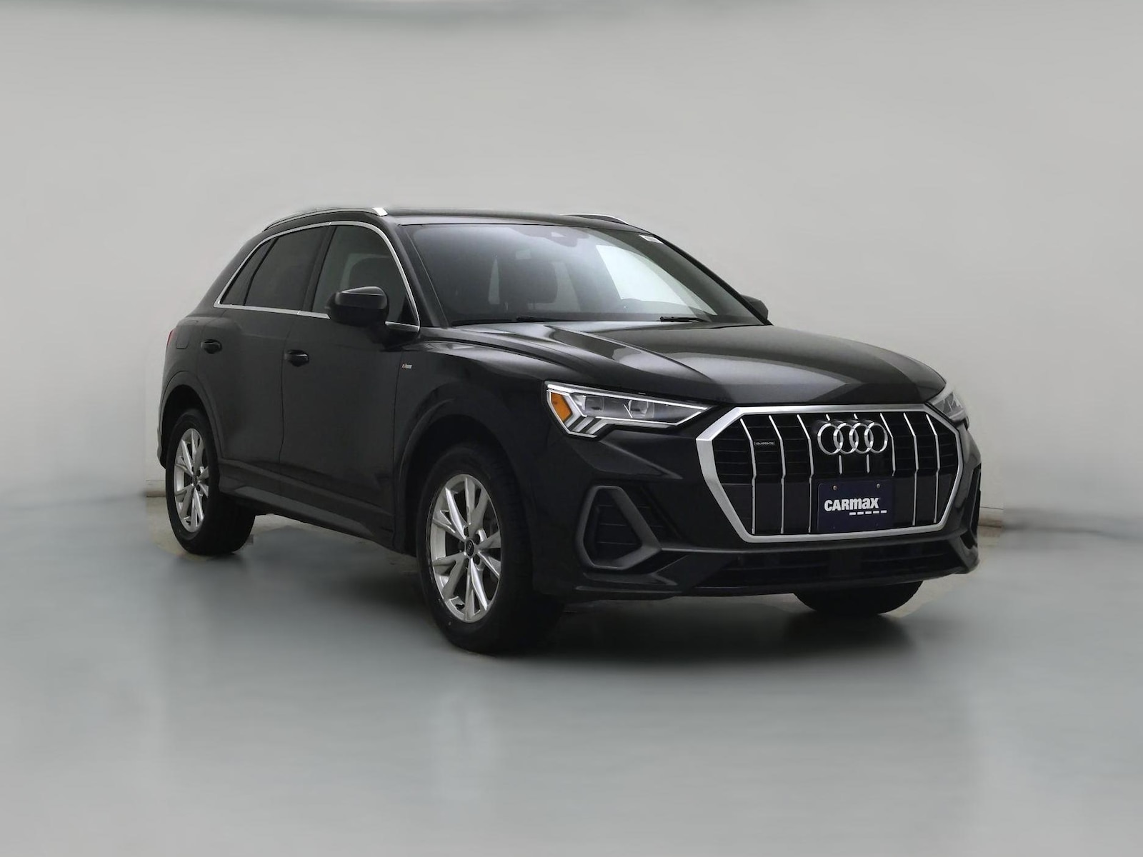 2022 Audi Q3