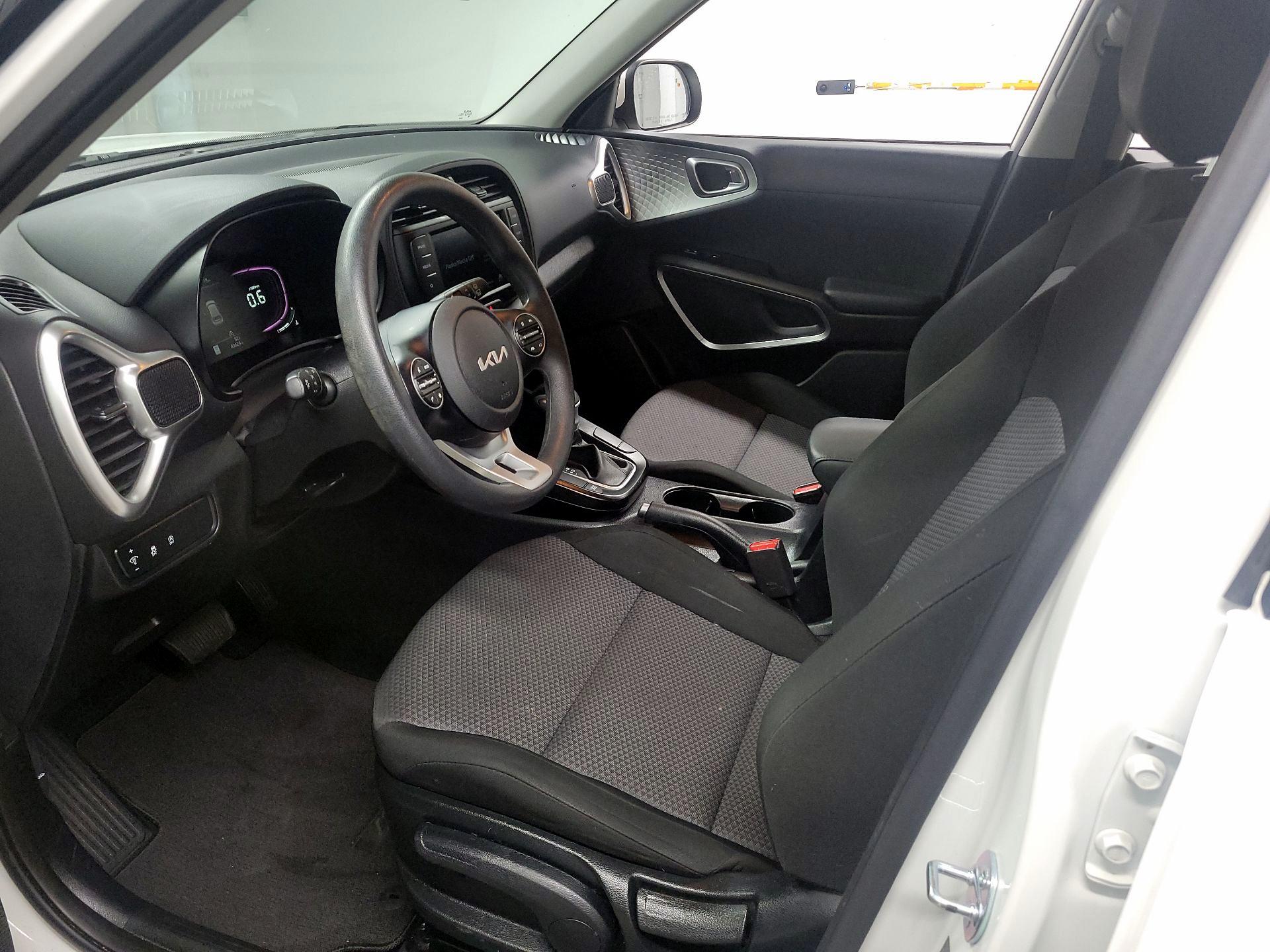 Thumbnail: 2023 Kia Soul - 11
