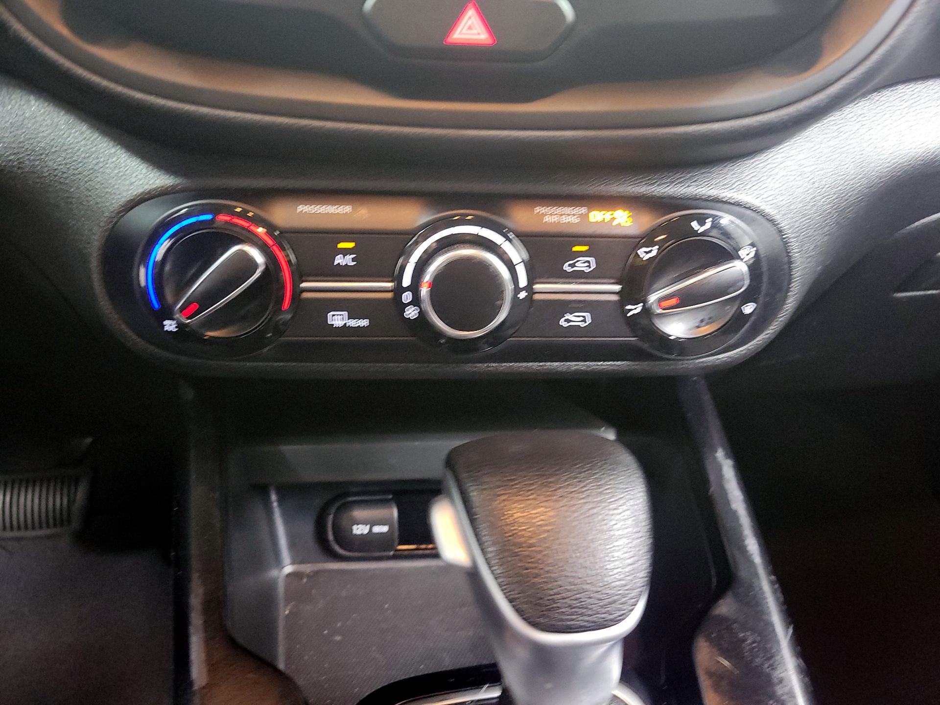 Thumbnail: 2023 Kia Soul - 15