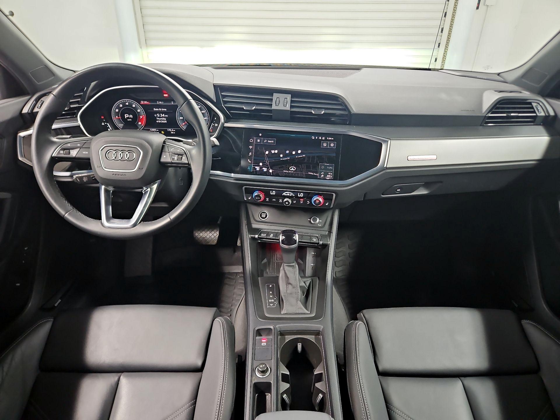 Thumbnail: 2023 Audi Q3 - 9