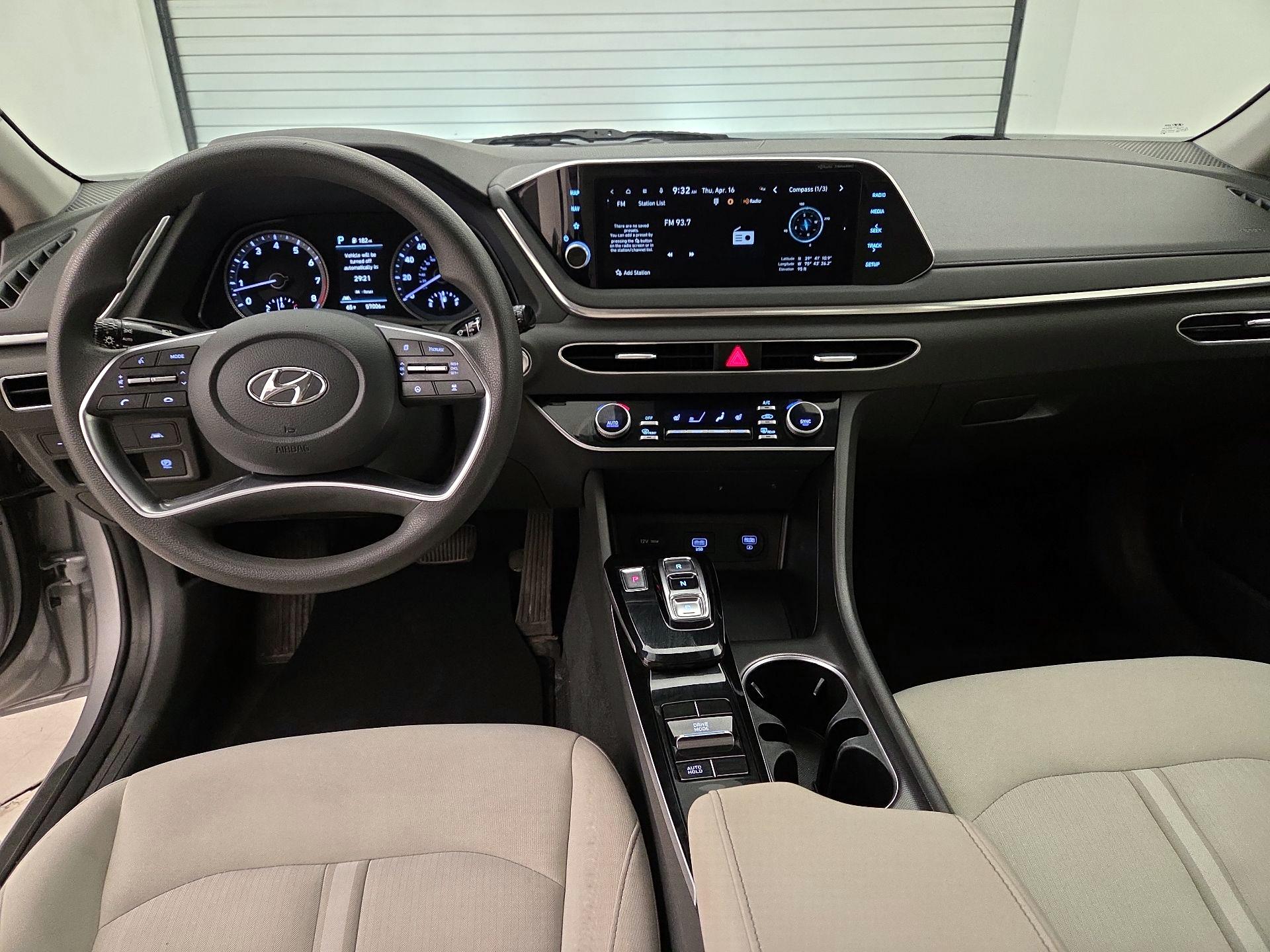 Thumbnail: 2023 Hyundai Sonata - 9