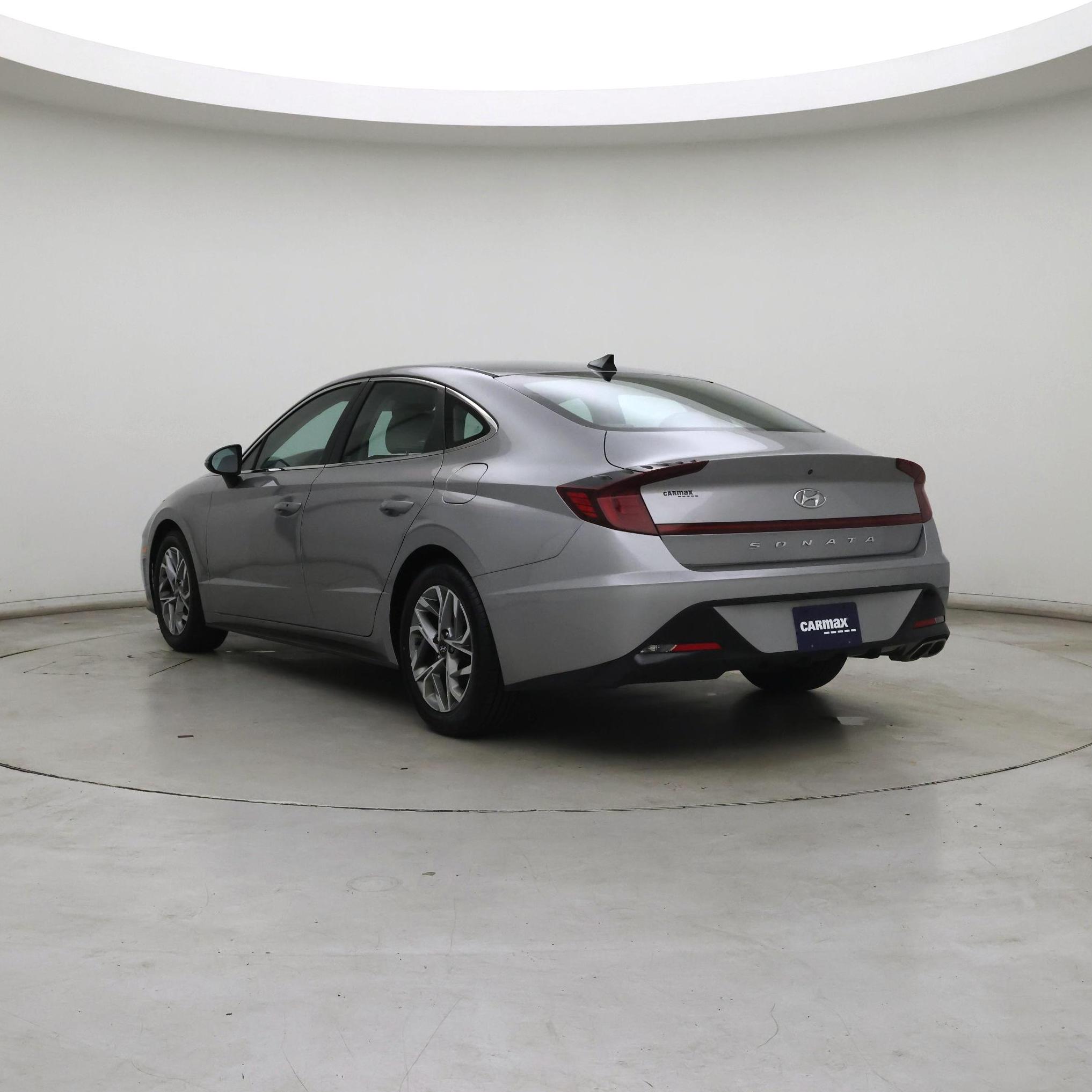 Thumbnail: 2023 Hyundai Sonata - 2