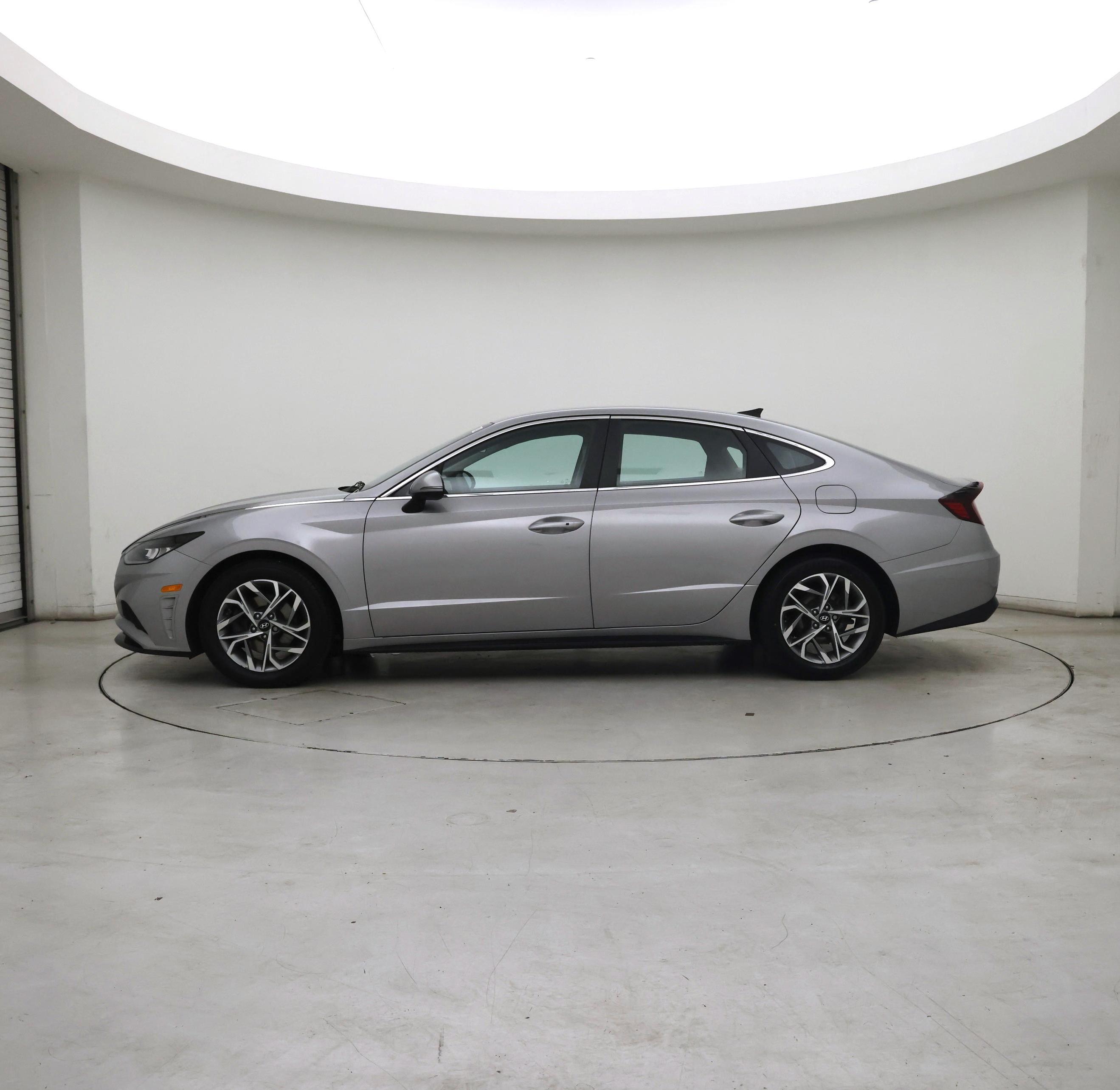 Thumbnail: 2023 Hyundai Sonata - 3