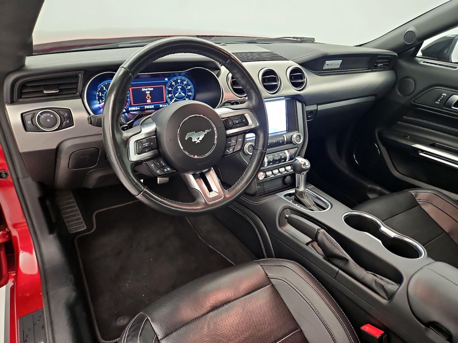 2023 Ford Mustang GT Premium - Photo 10