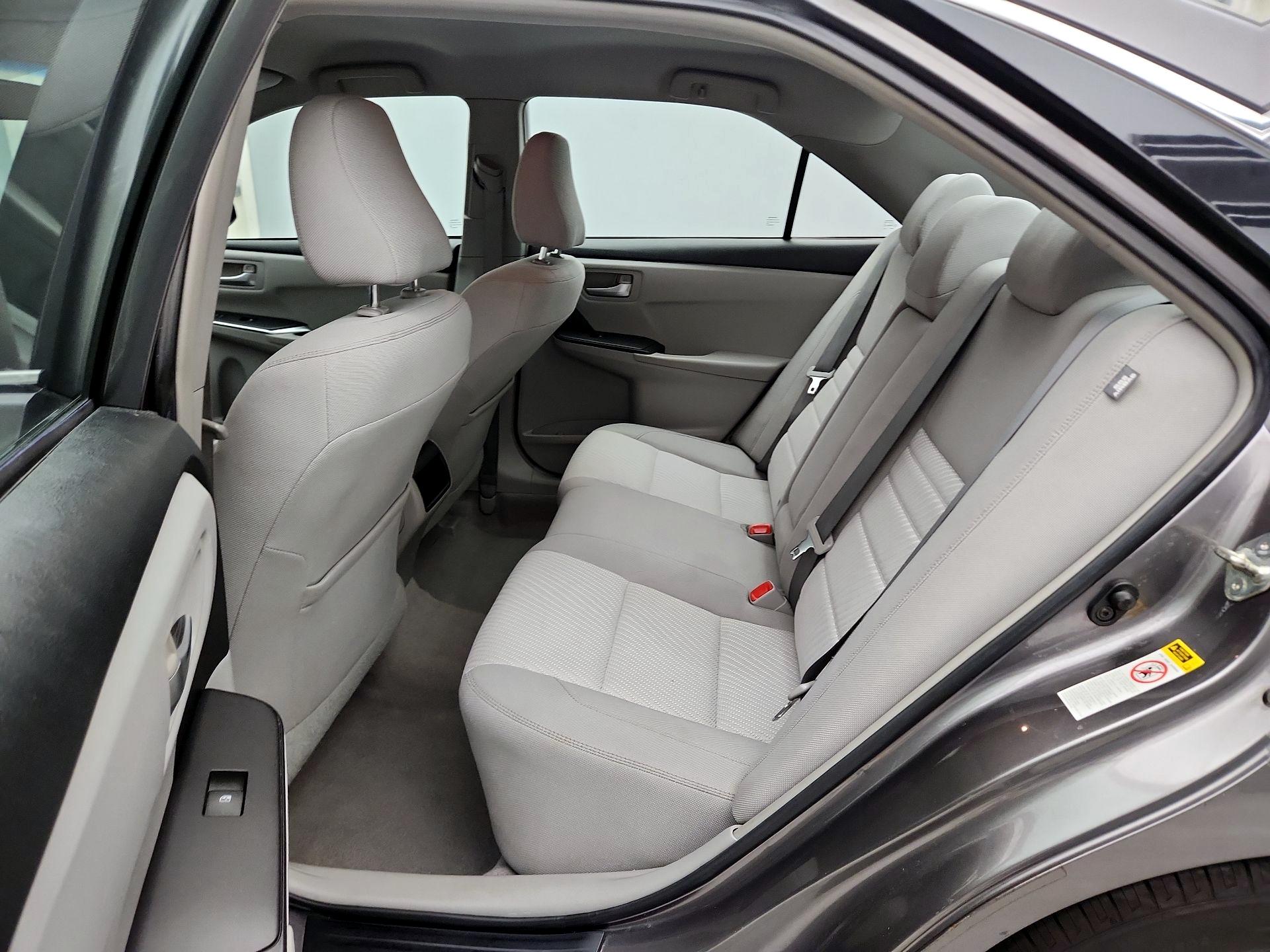 Thumbnail: 2016 Toyota Camry - 19