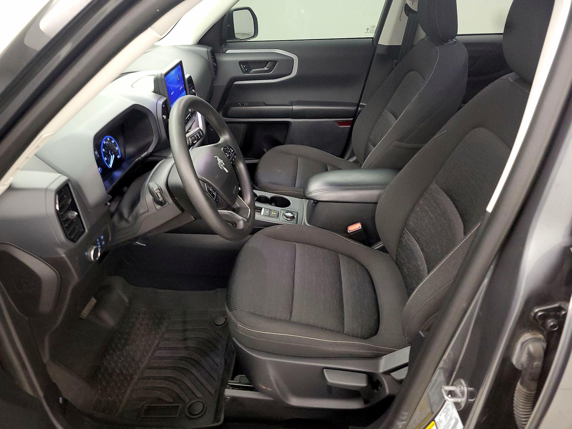 Thumbnail: 2022 Ford Bronco Sport - 11