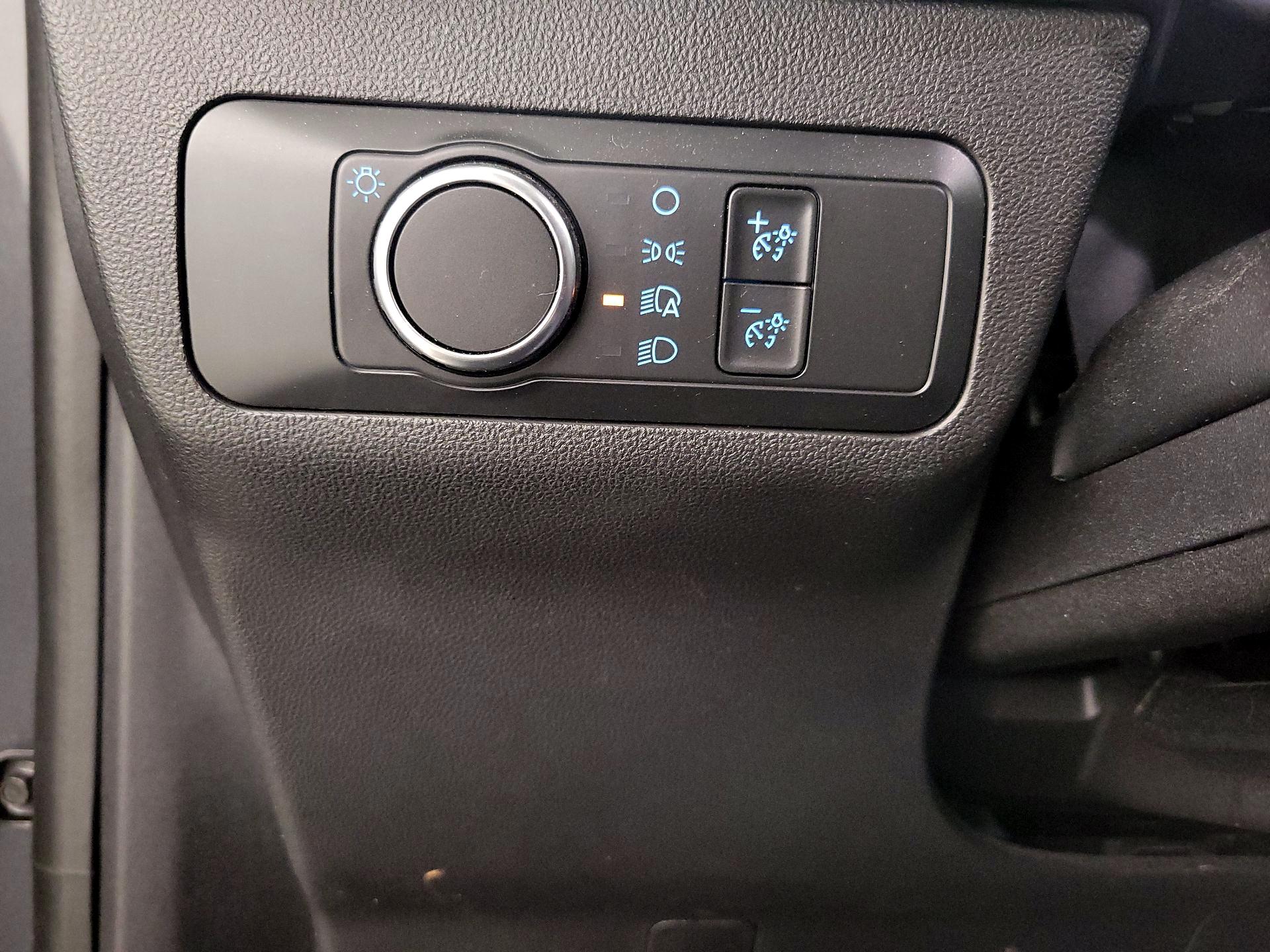 Thumbnail: 2022 Ford Bronco Sport - 13