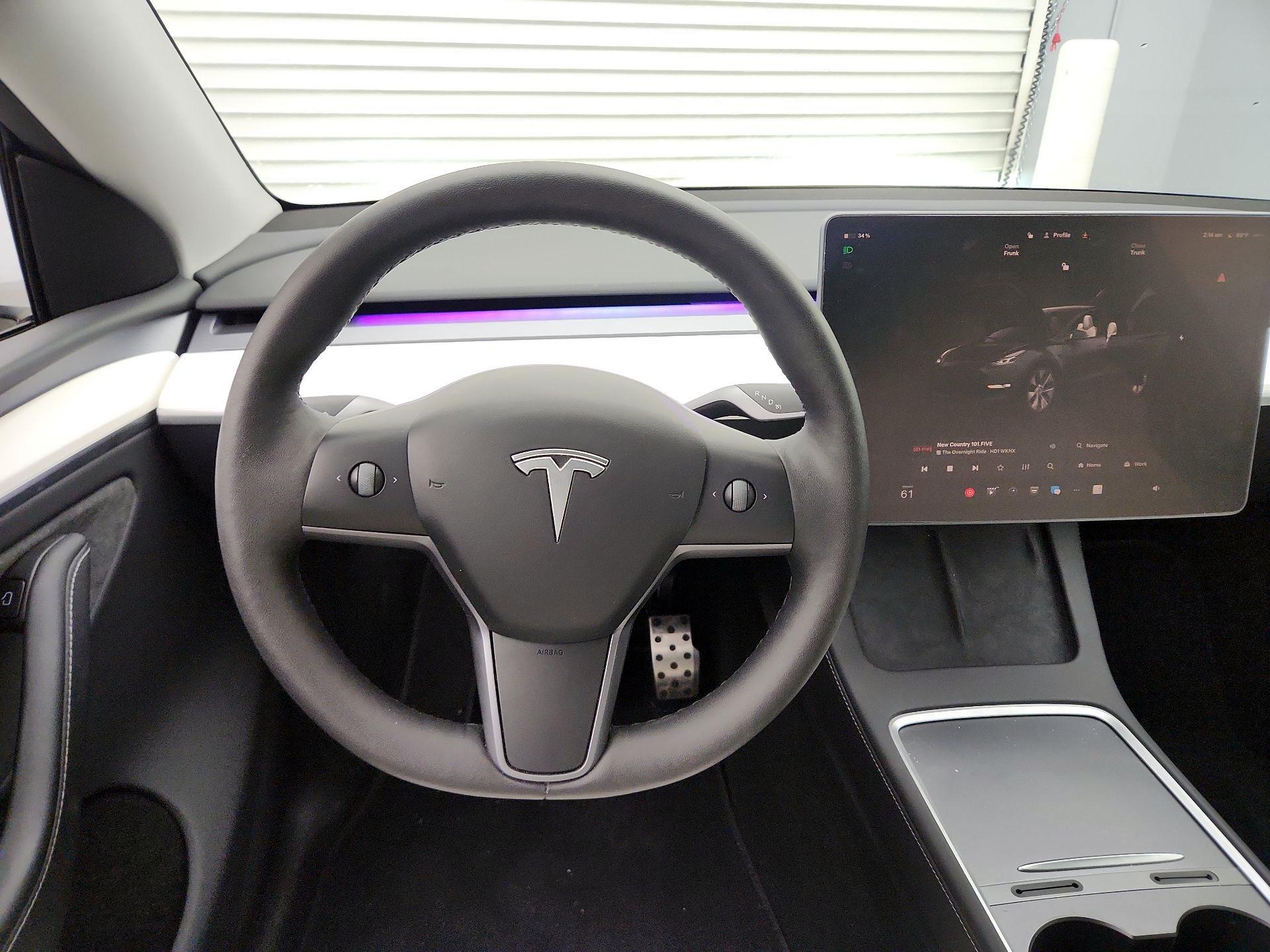 Thumbnail: 2024 Tesla Model Y - 10