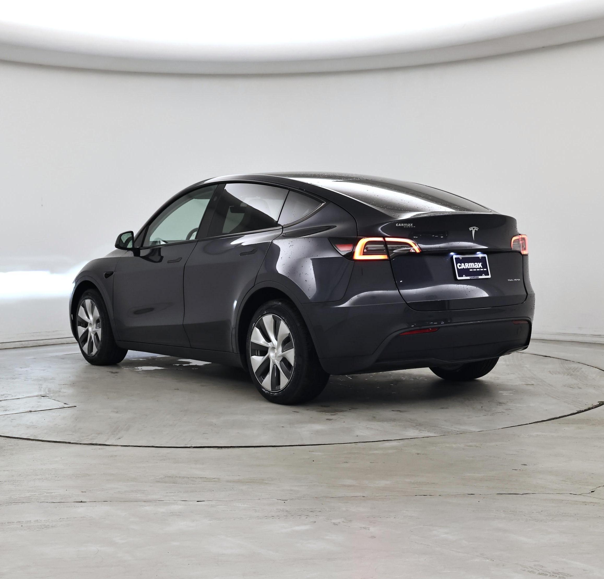 Thumbnail: 2024 Tesla Model Y - 2