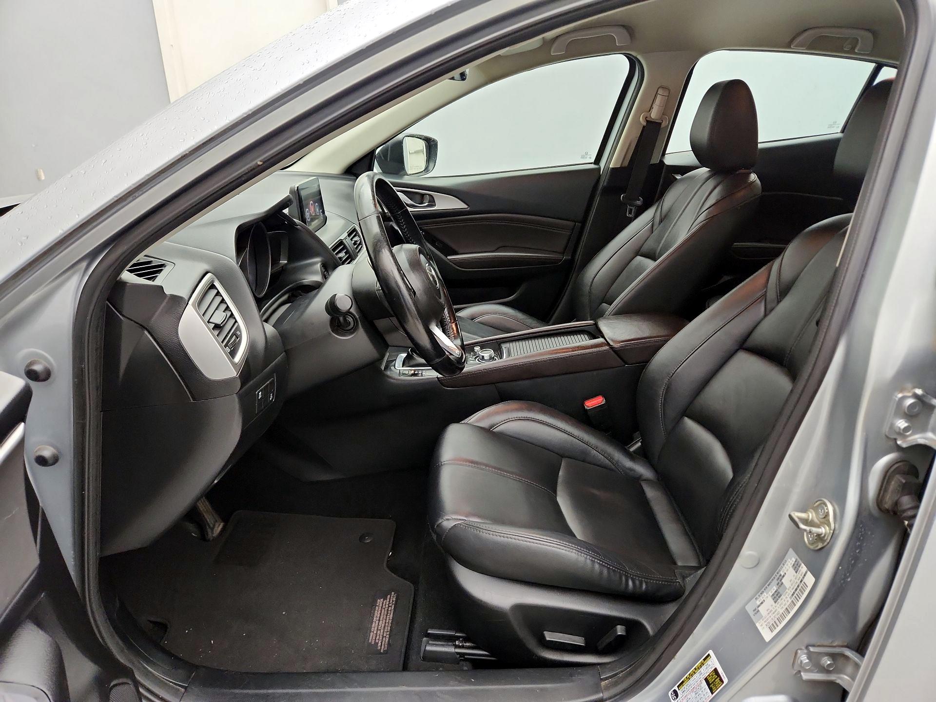 Thumbnail: 2018 Mazda Mazda3 - 11