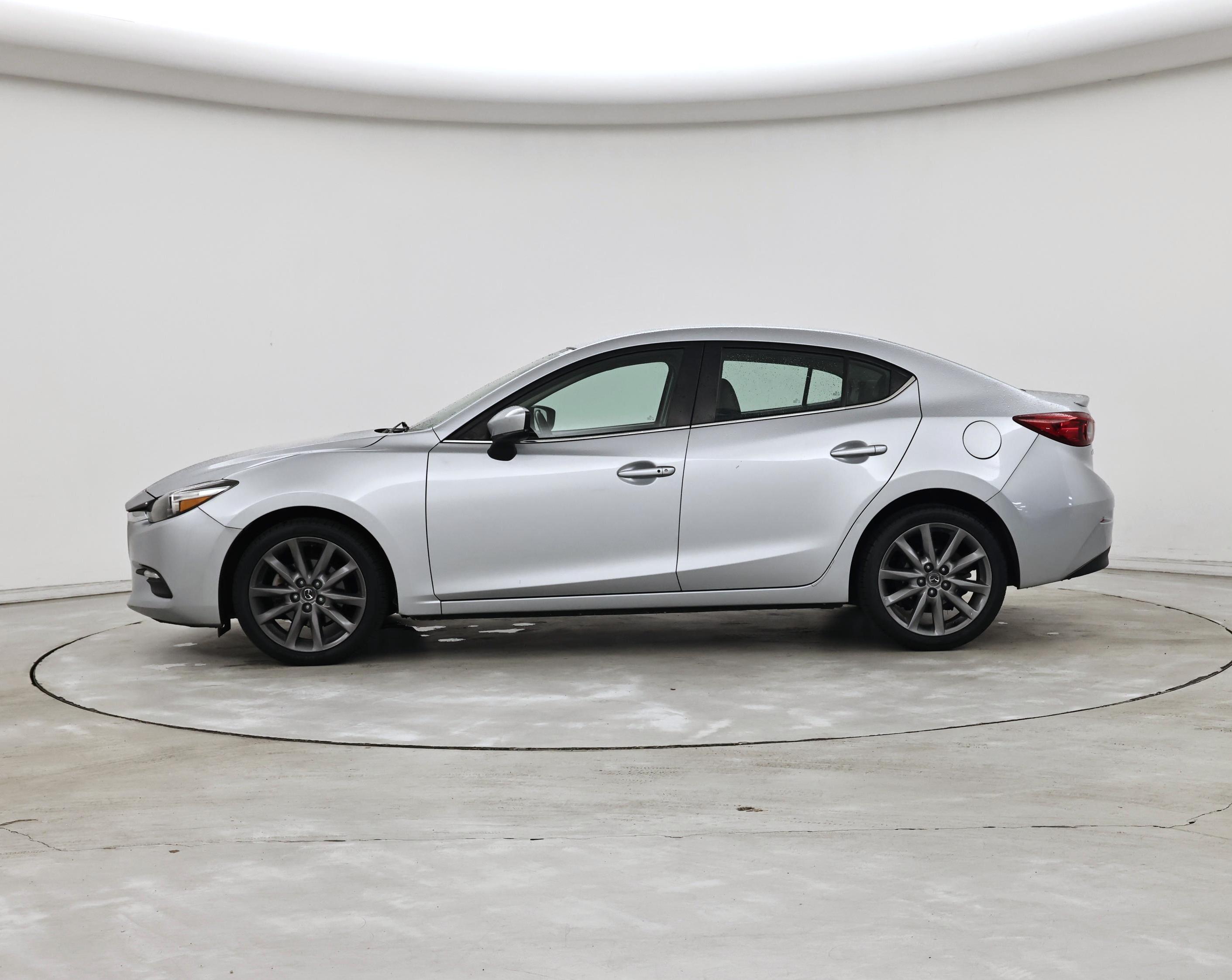 Thumbnail: 2018 Mazda Mazda3 - 3