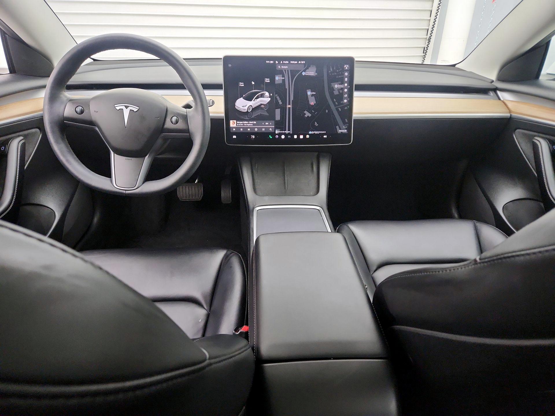 Thumbnail: 2023 Tesla Model 3 - 9