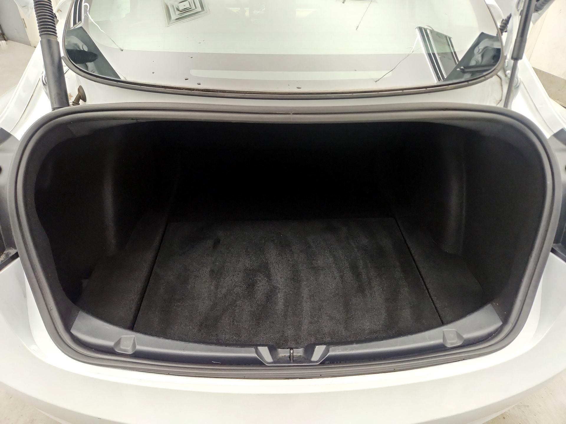 Thumbnail: 2023 Tesla Model 3 - 20