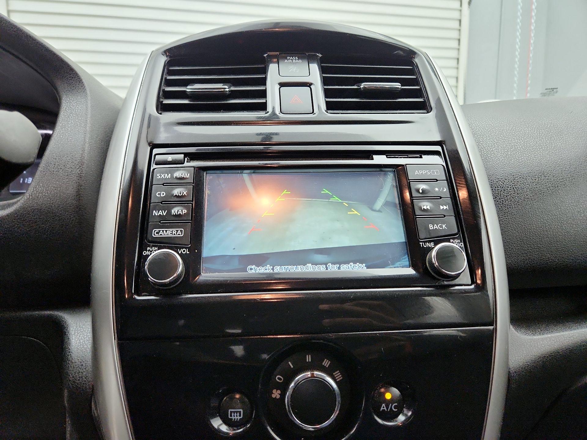 Thumbnail: 2016 Nissan Versa Note - 14