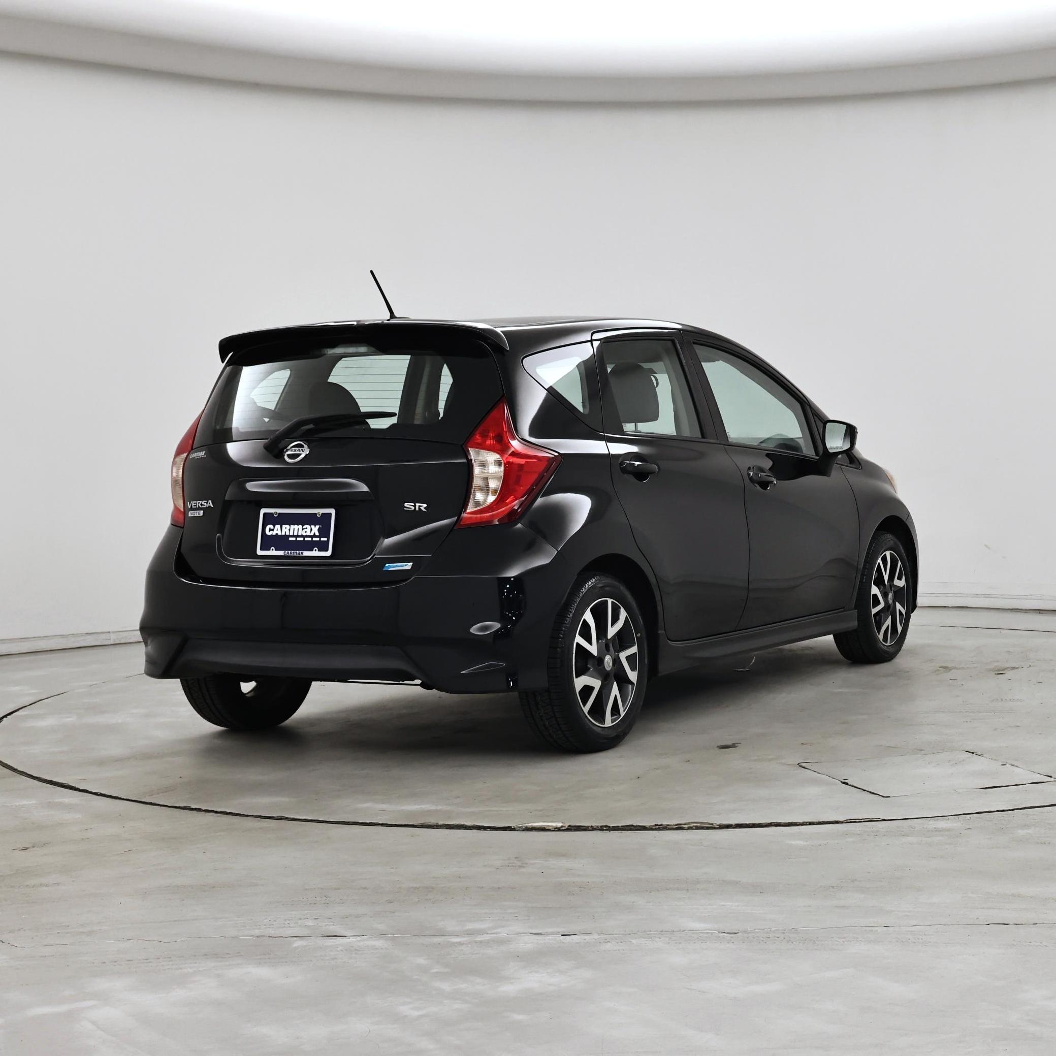 Thumbnail: 2016 Nissan Versa Note - 8