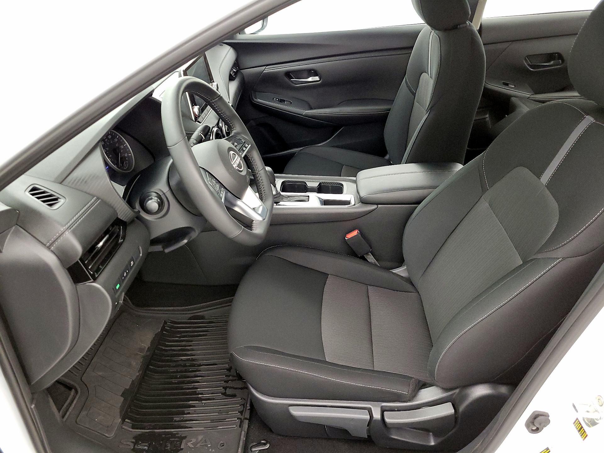 Thumbnail: 2025 Nissan Sentra - 11
