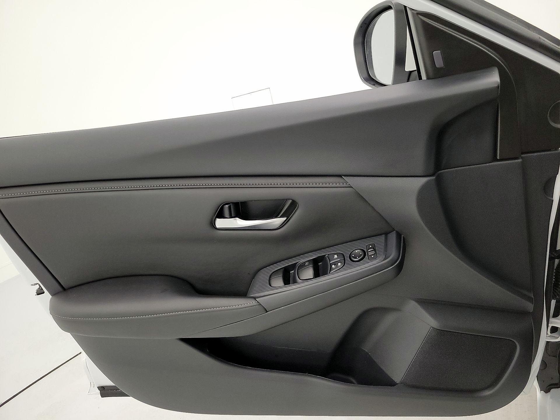 Thumbnail: 2025 Nissan Sentra - 12