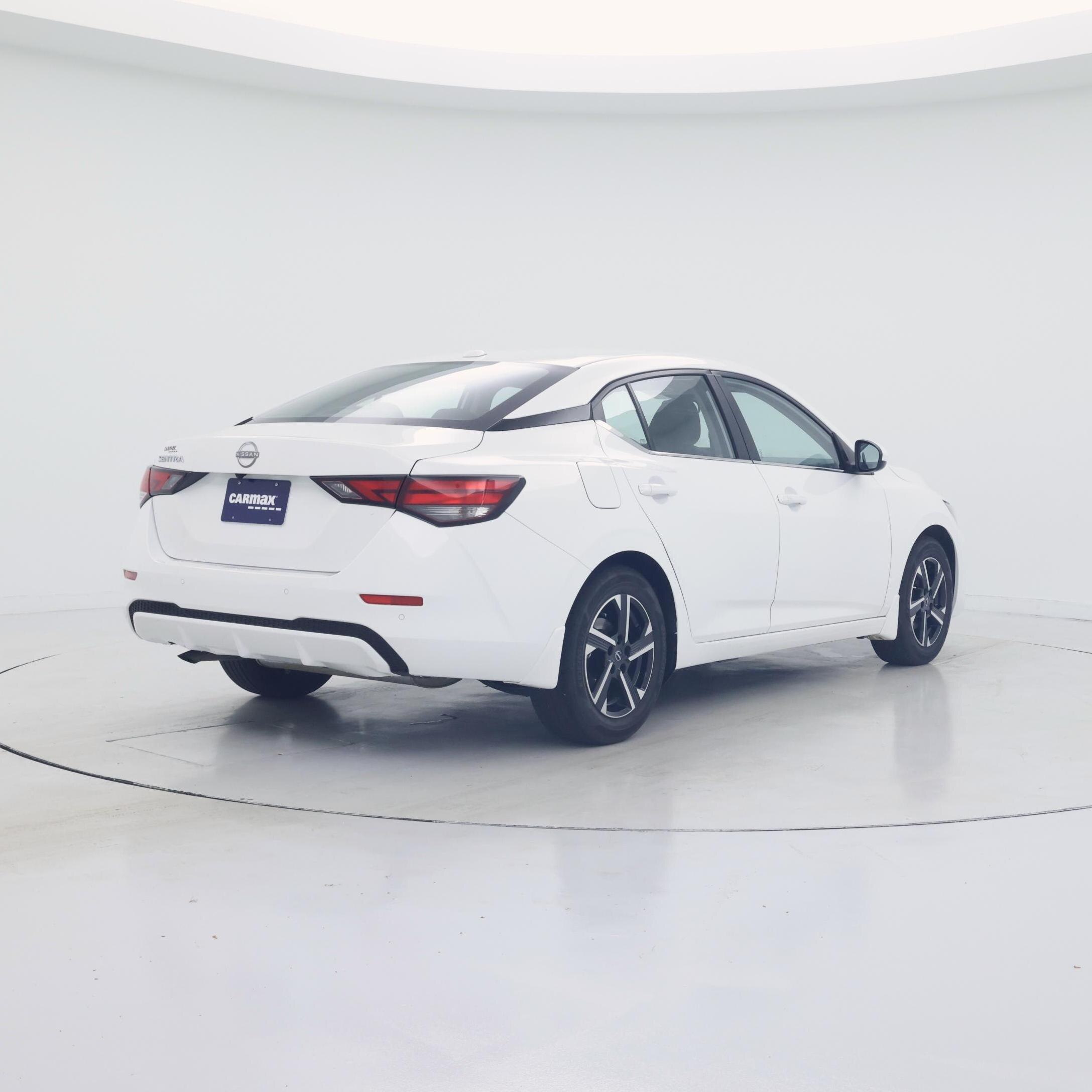 Thumbnail: 2025 Nissan Sentra - 8