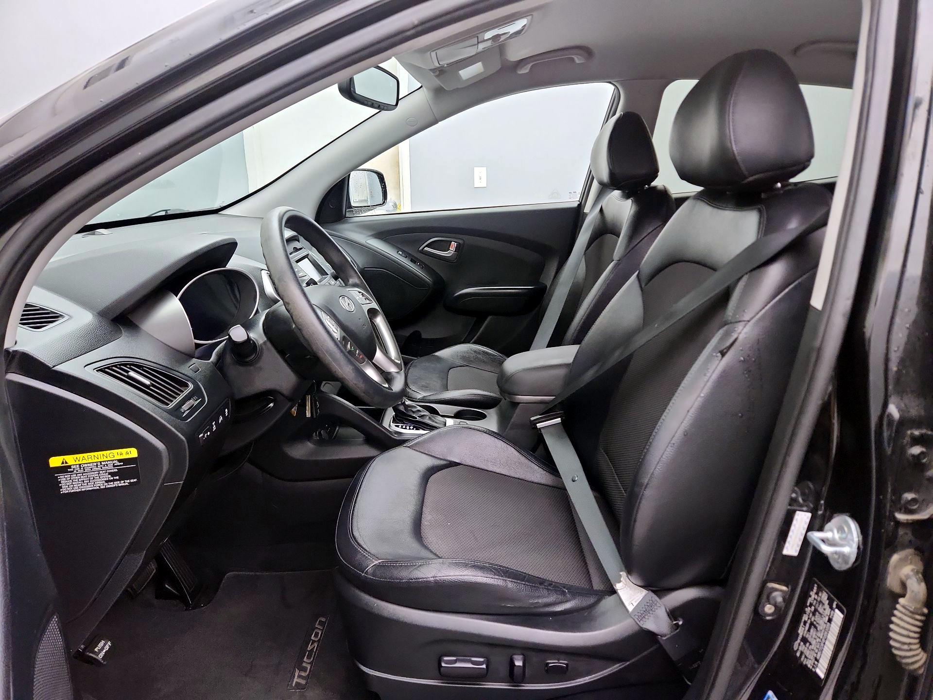 Thumbnail: 2015 Hyundai Tucson - 11