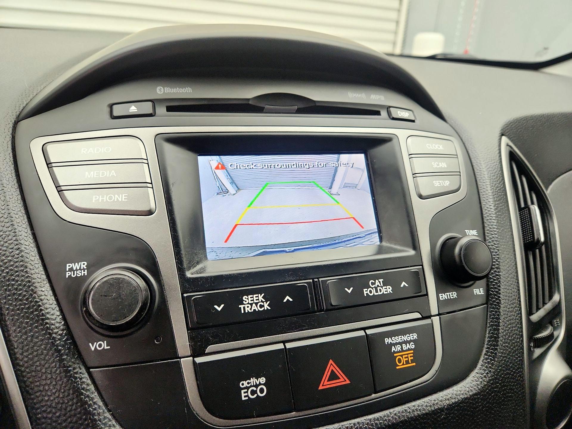 Thumbnail: 2015 Hyundai Tucson - 14
