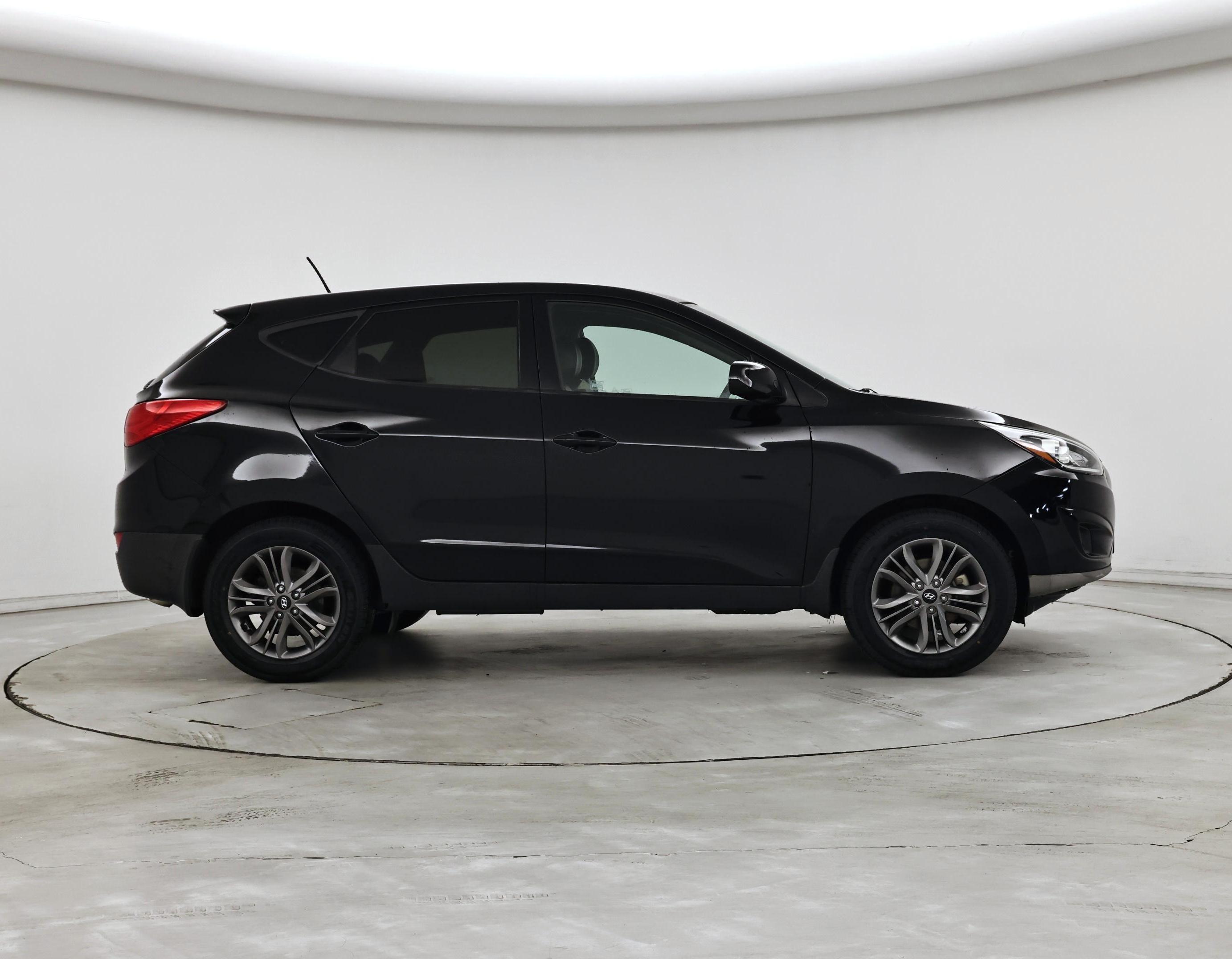 Thumbnail: 2015 Hyundai Tucson - 7