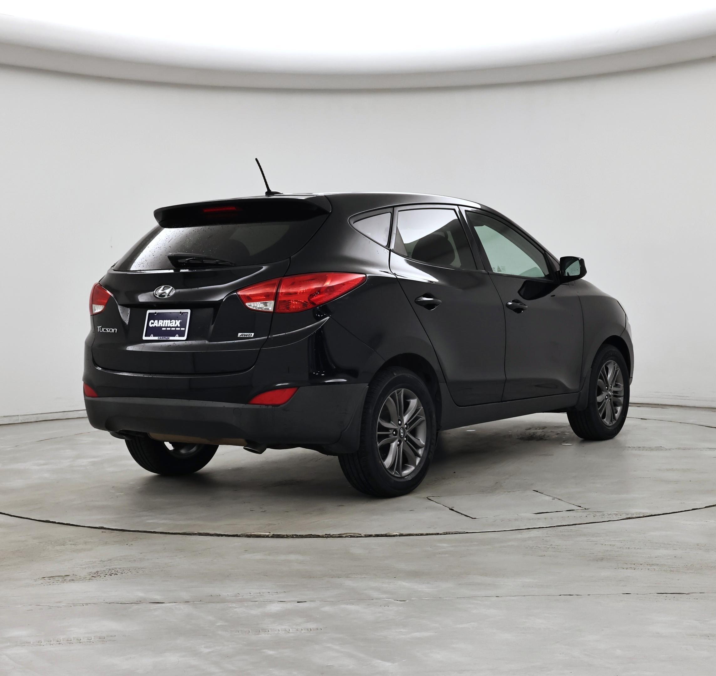 Thumbnail: 2015 Hyundai Tucson - 8