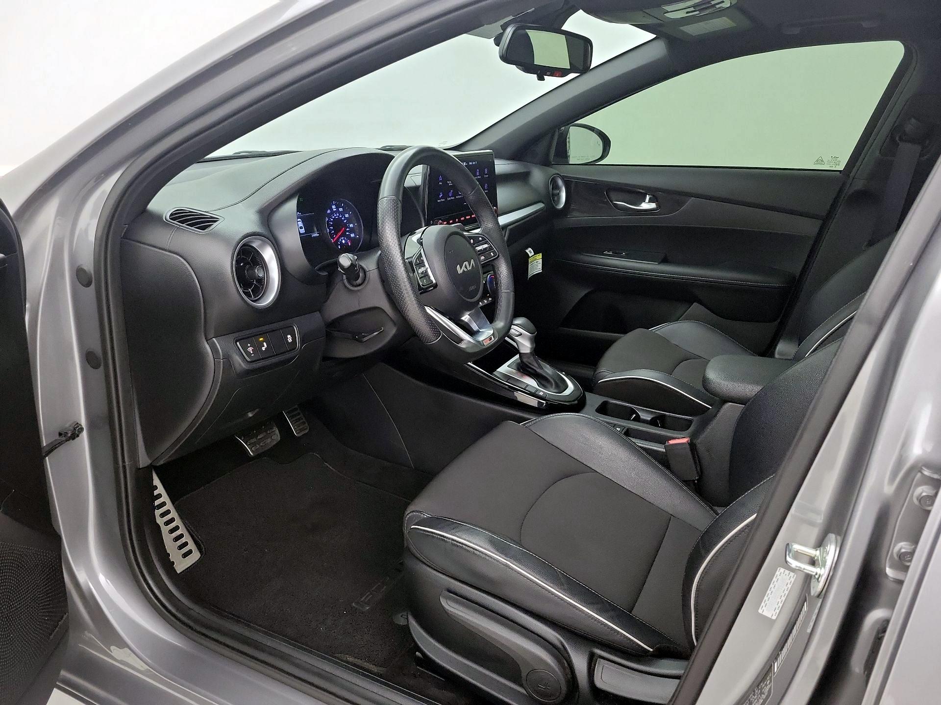 Thumbnail: 2024 Kia Forte - 11