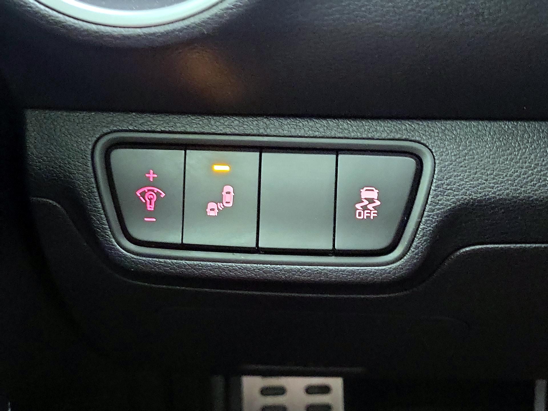 Thumbnail: 2024 Kia Forte - 13