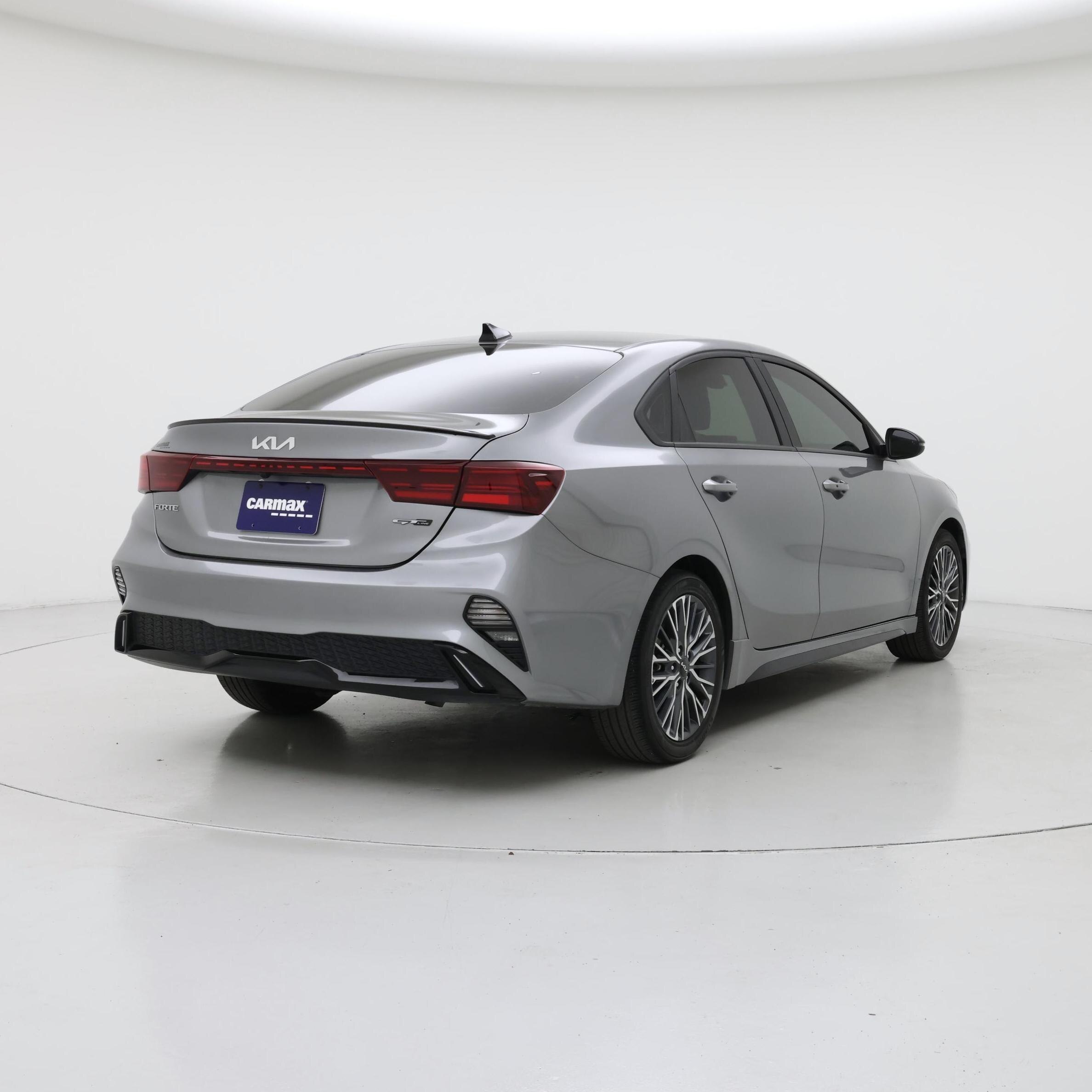 Thumbnail: 2024 Kia Forte - 8