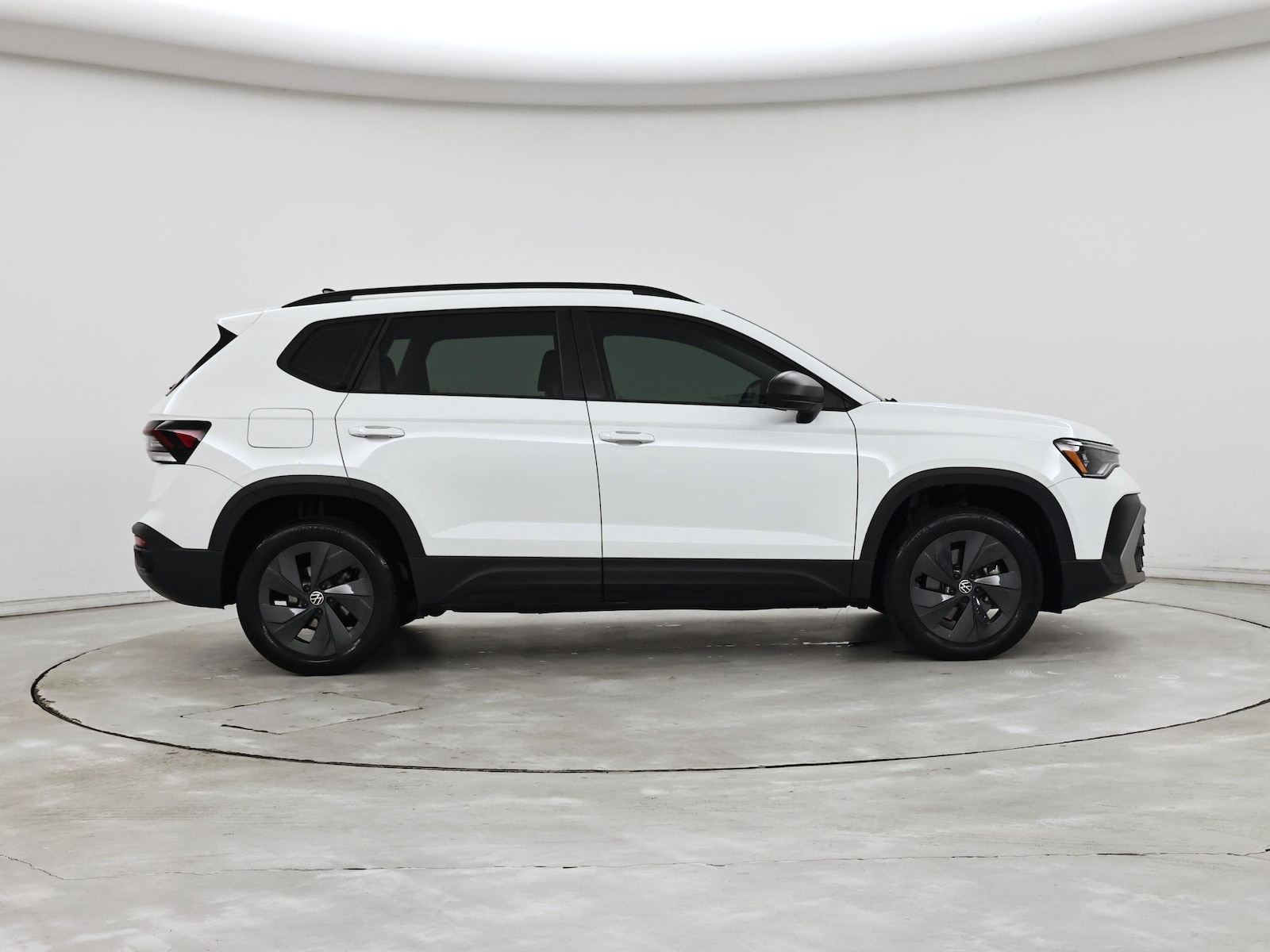 2025 Volkswagen Taos S - Photo 8