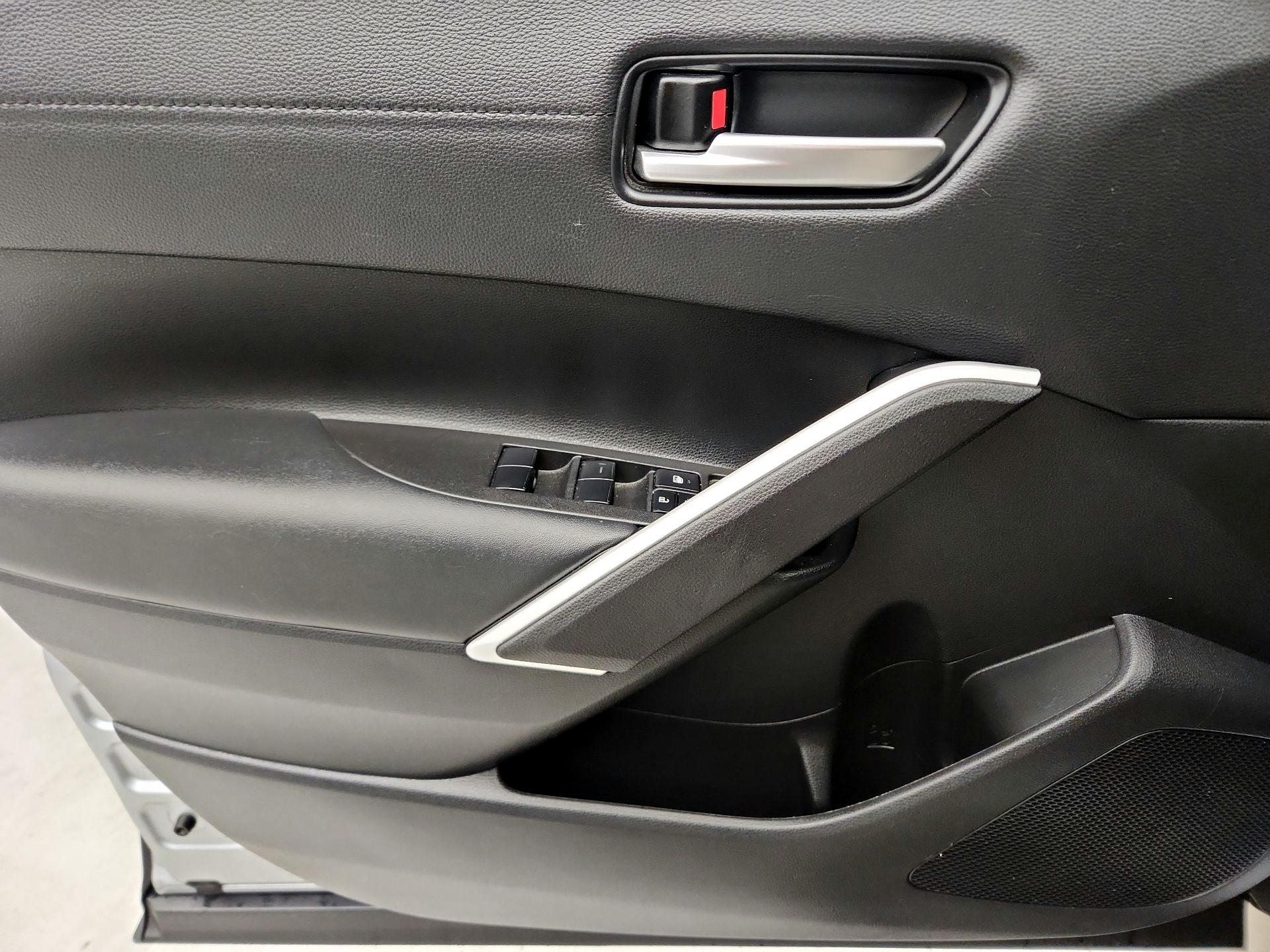 Thumbnail: 2025 Toyota Corolla Cross - 12