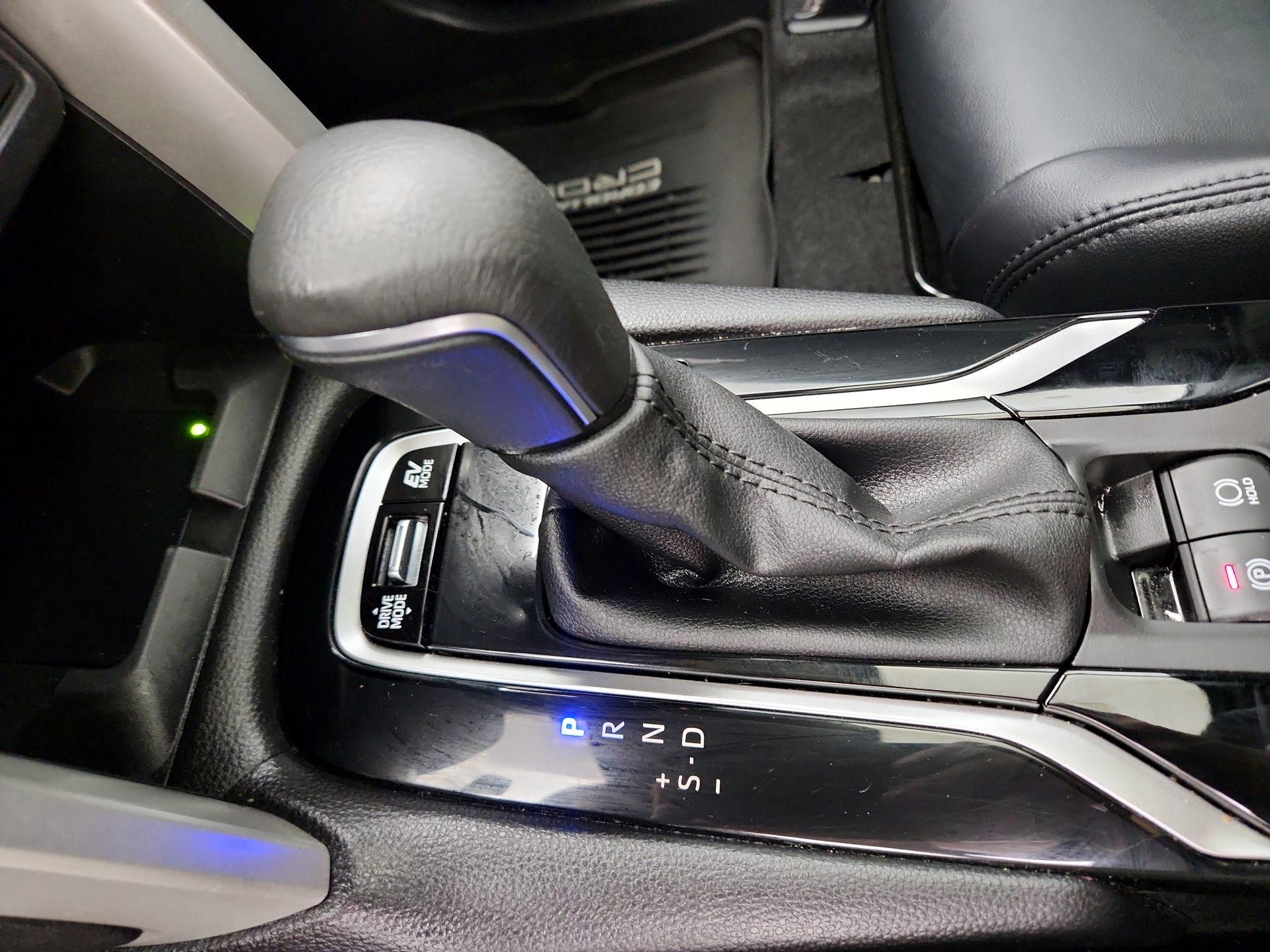 Thumbnail: 2025 Toyota Corolla Cross - 17