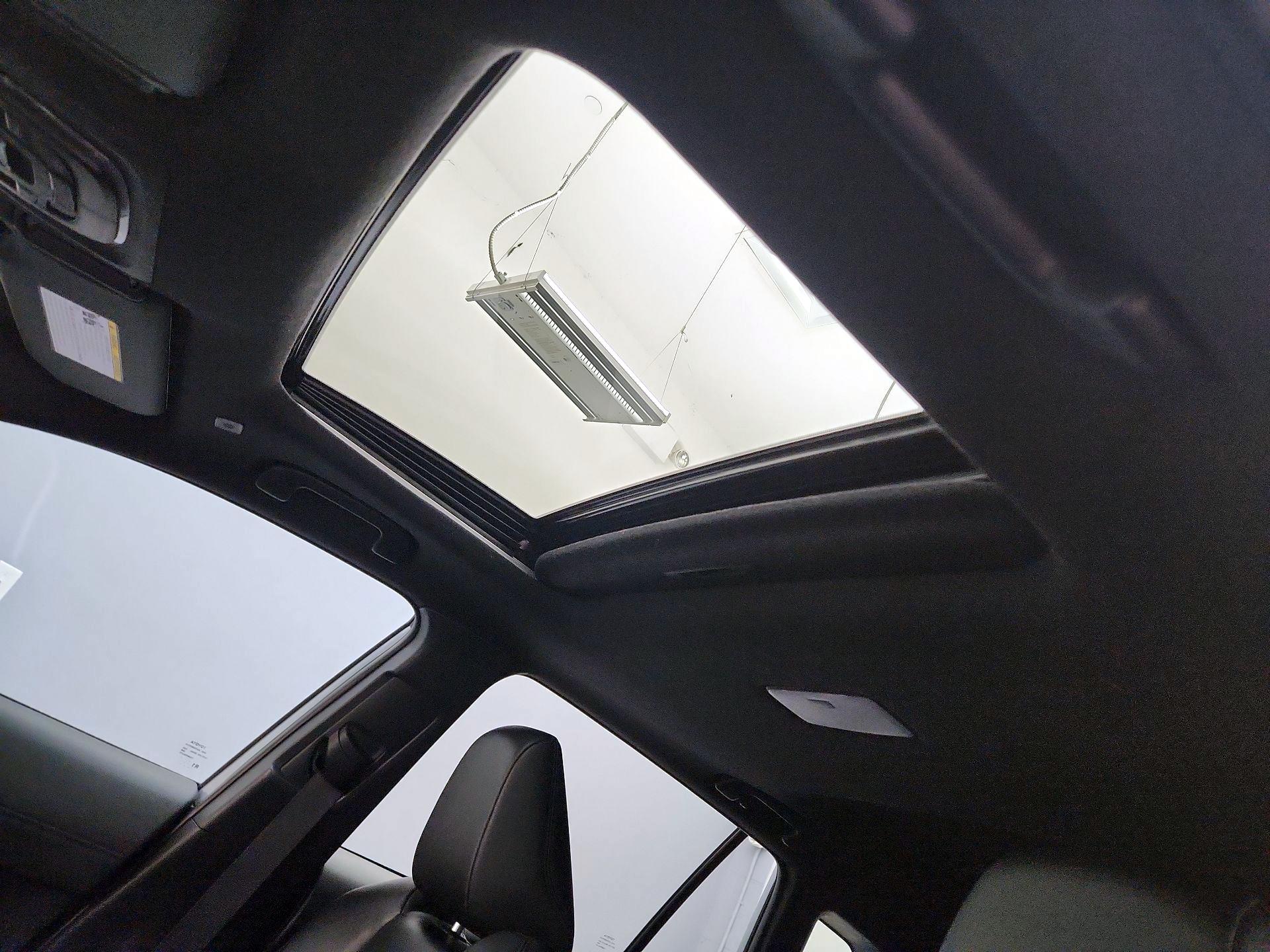 Thumbnail: 2025 Toyota Corolla Cross - 19