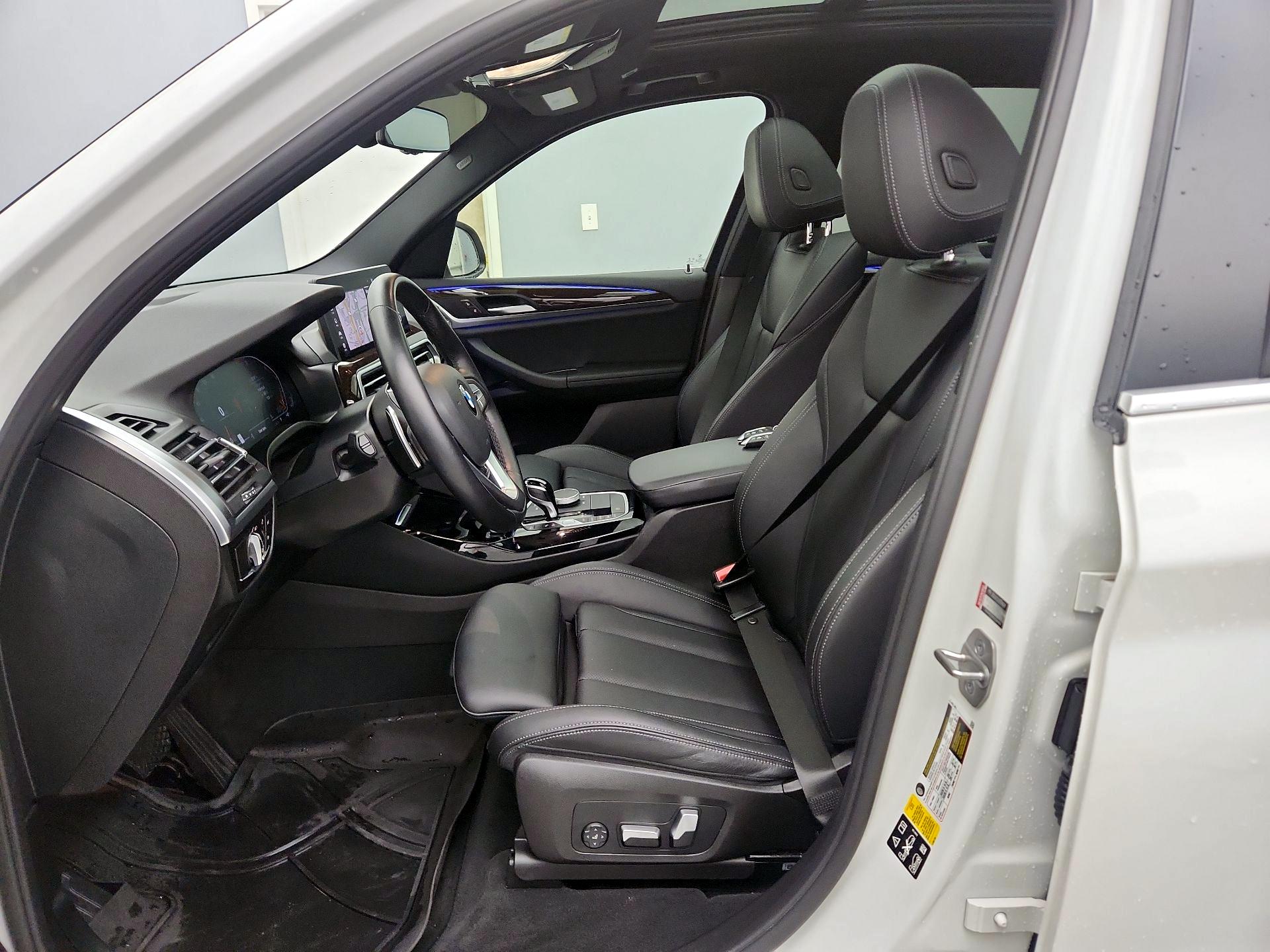 Thumbnail: 2022 BMW X3 - 11