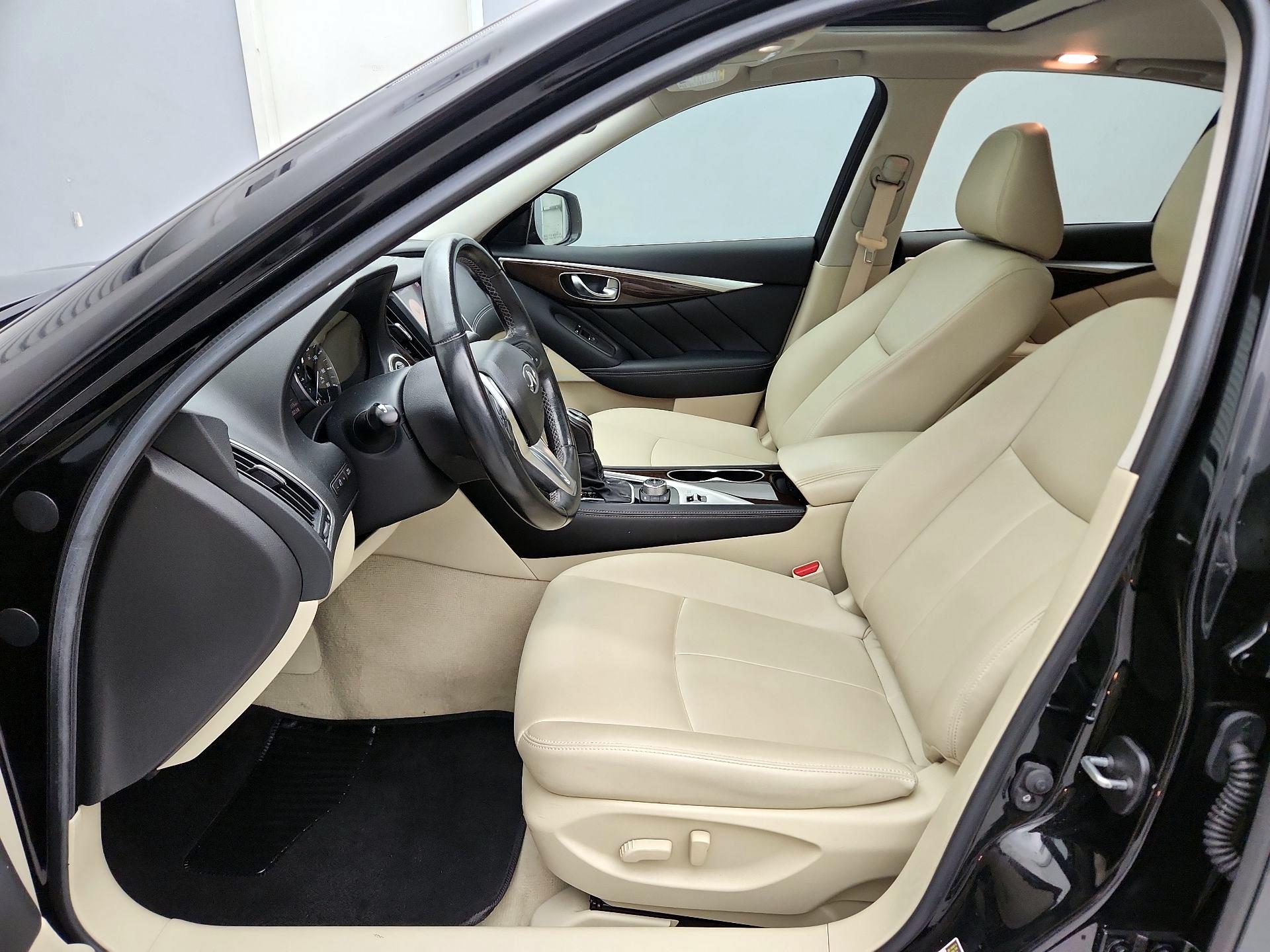 Thumbnail: 2018 INFINITI Q50 - 11