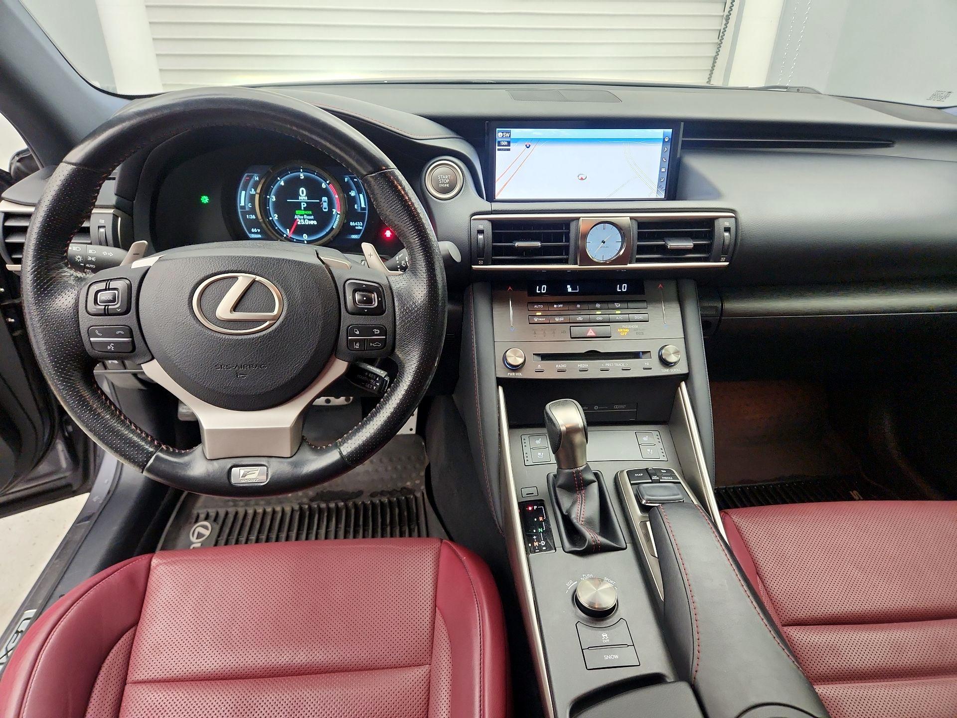 Thumbnail: 2019 Lexus IS - 9